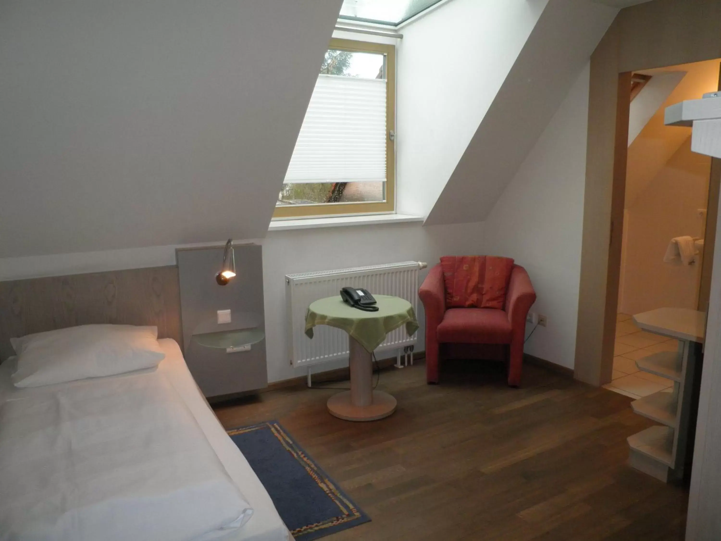Single Room - single occupancy in Hotel und Gasthof Ritter St. Georg Single Room - single occupancy in Hotel und Gasthof Ritter St. Georg