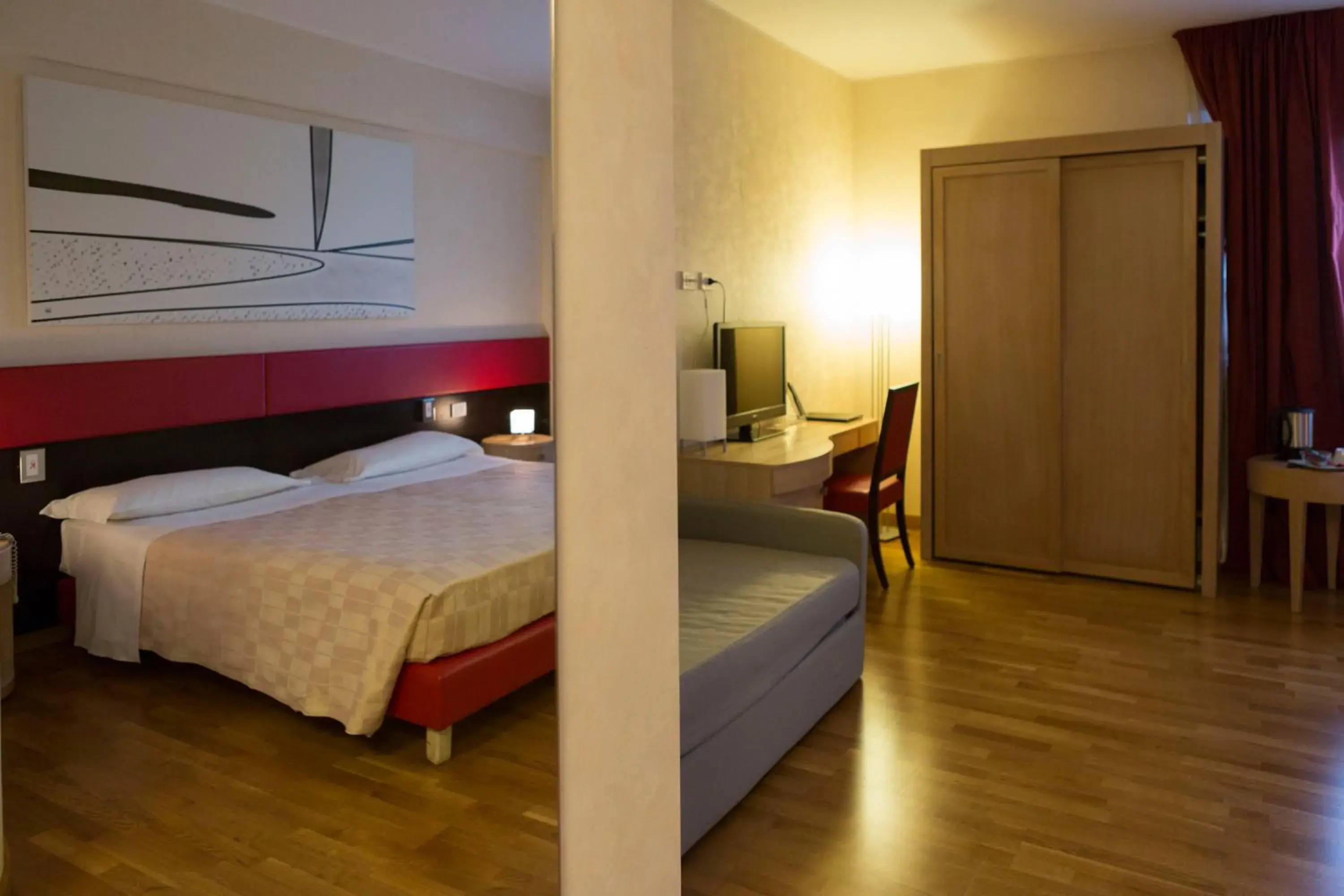 Quadruple Room in Klass Hotel Quadruple Room in Klass Hotel