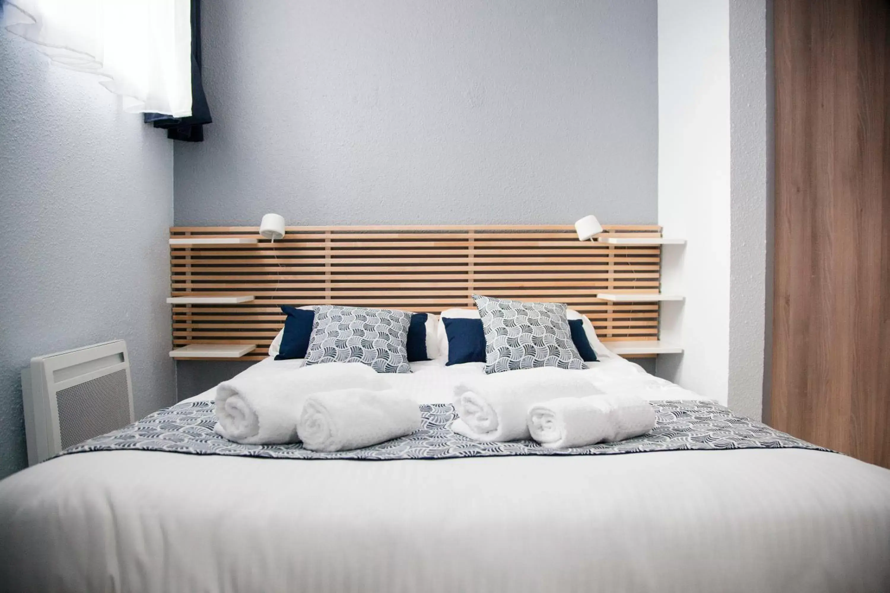 Bedroom, Bed in ULVF La Citadelle de Conflans Bedroom, Bed in ULVF La Citadelle de Conflans