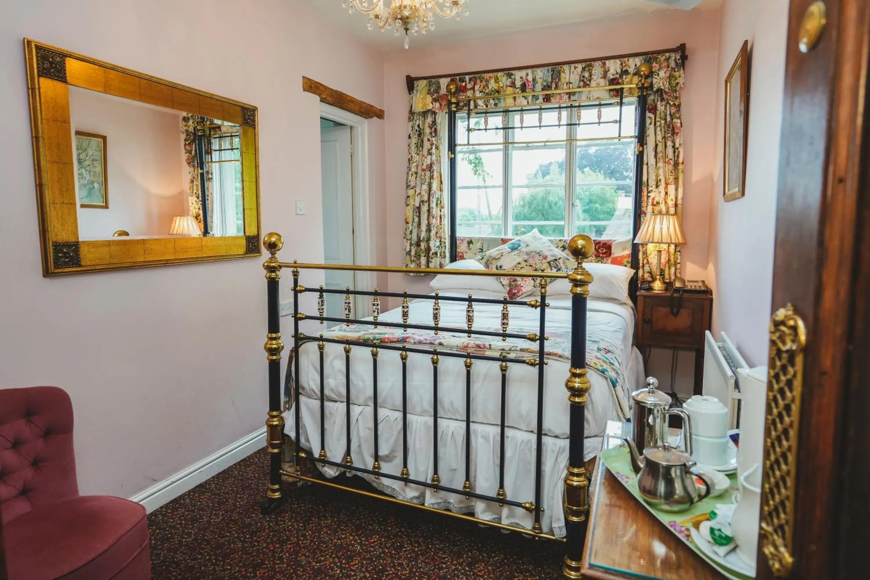 Classic Double Room - single occupancy in Hundred House Hotel Classic Double Room - single occupancy in Hundred House Hotel