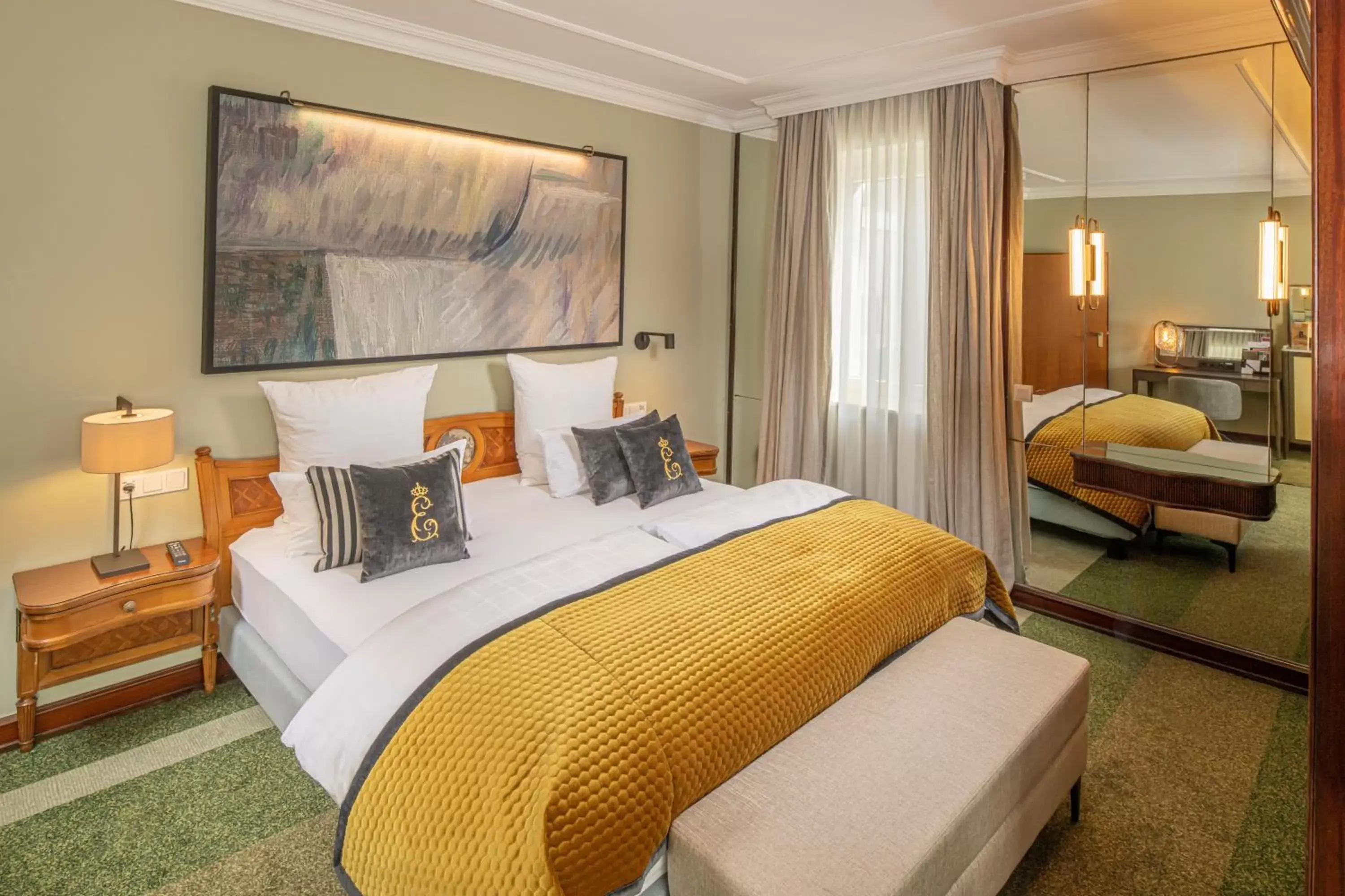 Junior Suite in Hotel-Restaurant Erbprinz Junior Suite in Hotel-Restaurant Erbprinz