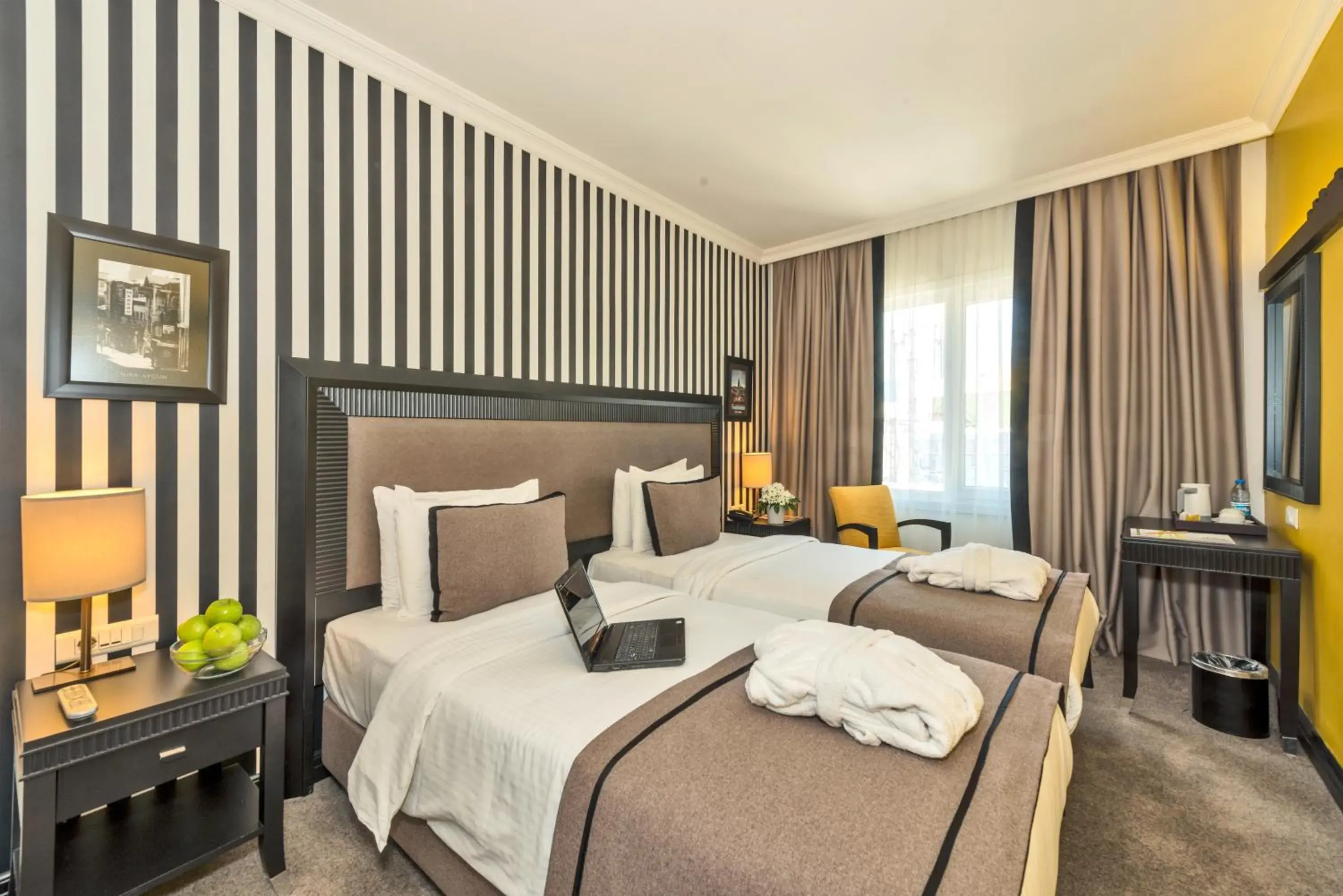 Deluxe Double or Twin Room in Avantgarde Urban Taksim Deluxe Double or Twin Room in Avantgarde Urban Taksim