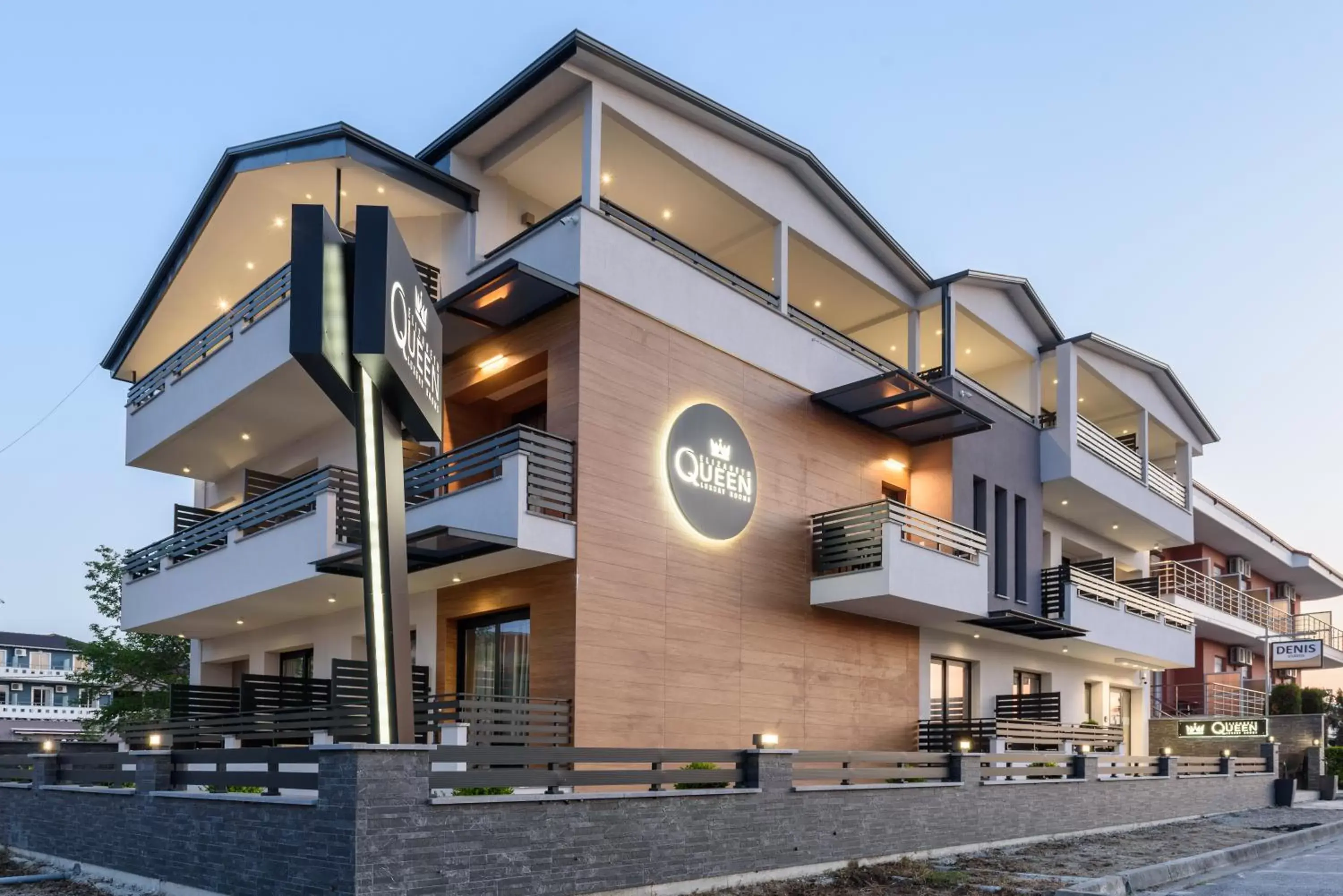 Elizabeth Queen Luxury Rooms Elizabeth Queen Luxury Rooms