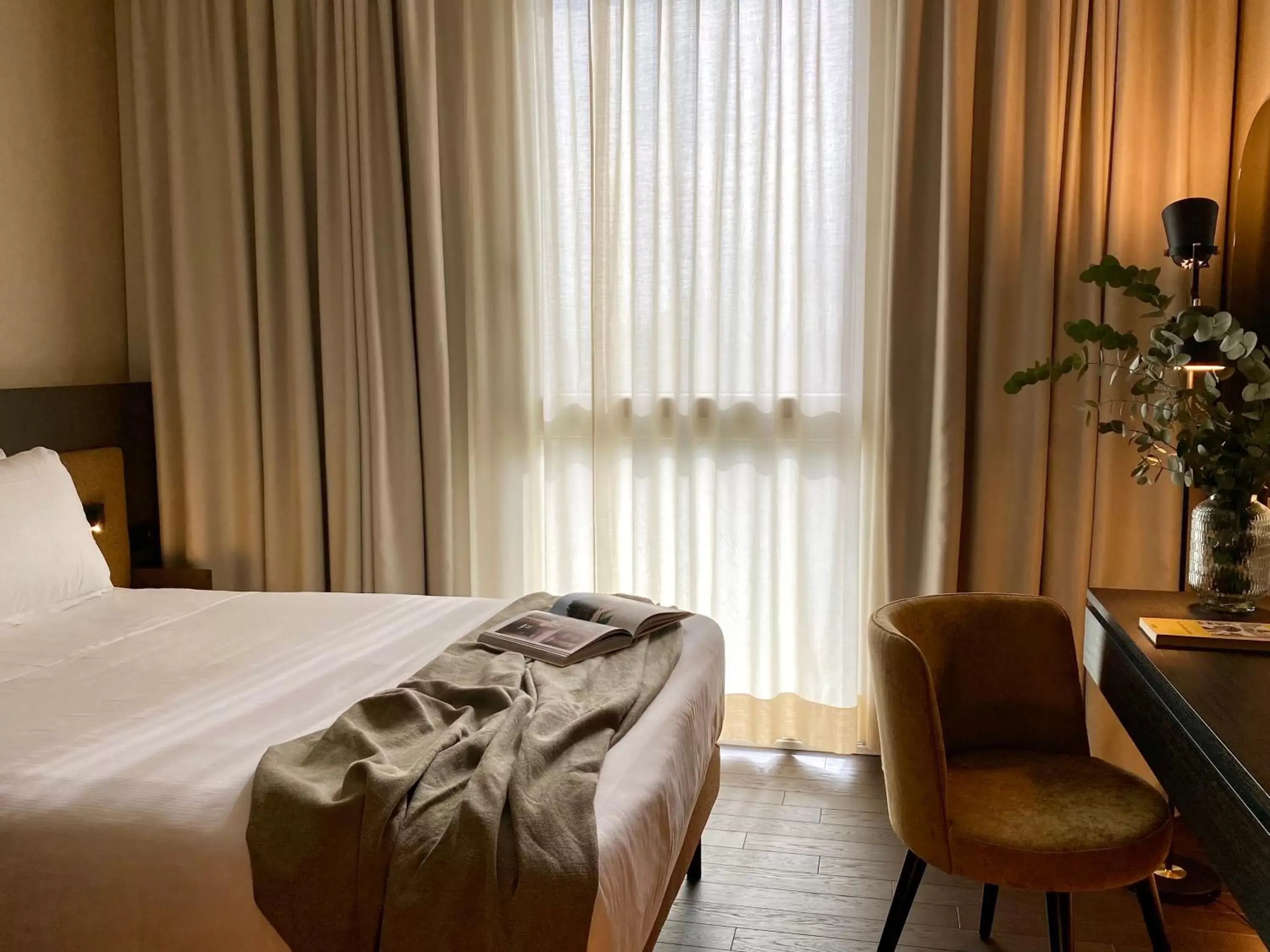 Queen Room in Litta Palace Milano Queen Room in Litta Palace Milano