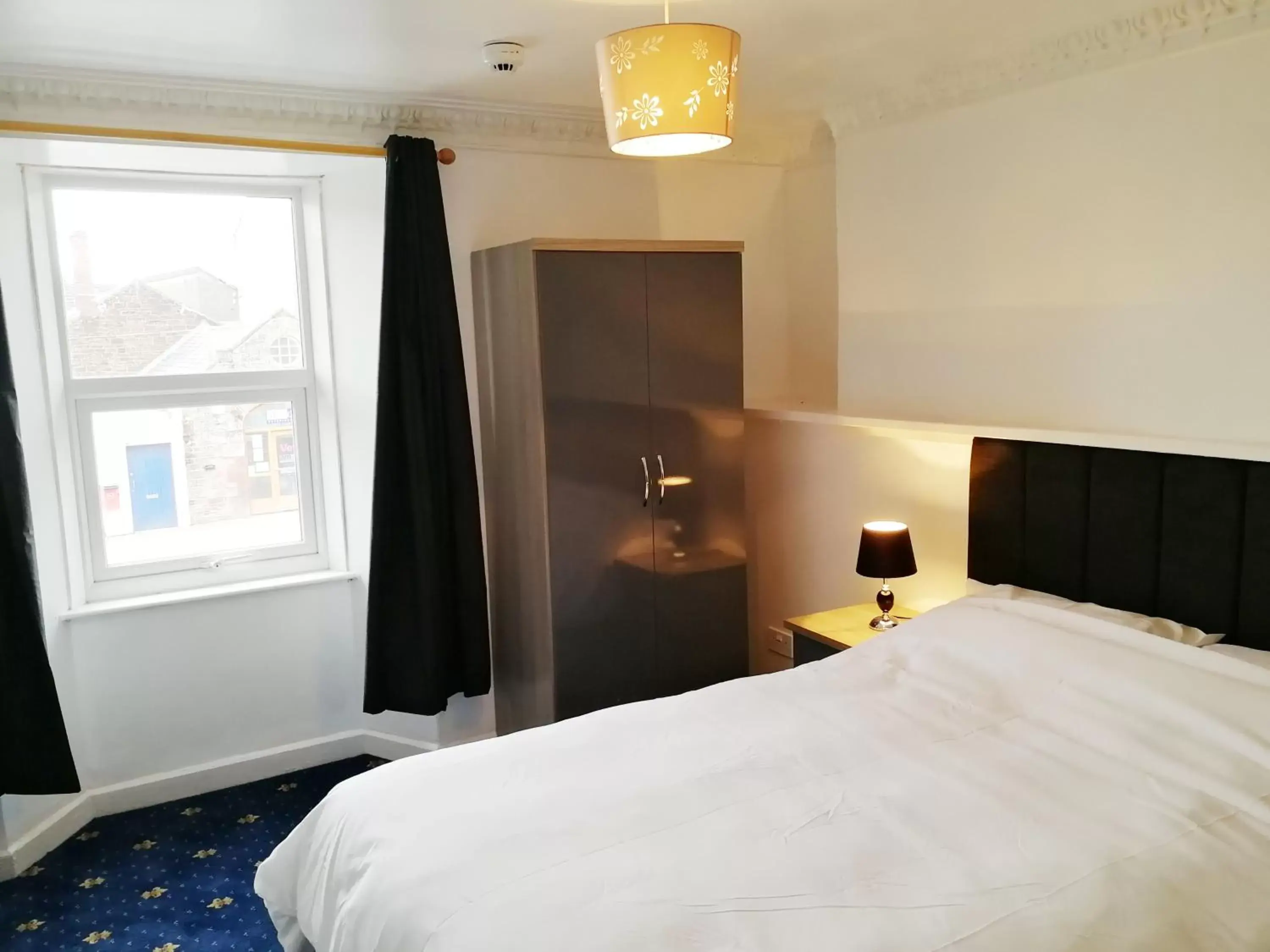 Superior Apartment in Maqs Bistro Superior Apartment in Maqs Bistro