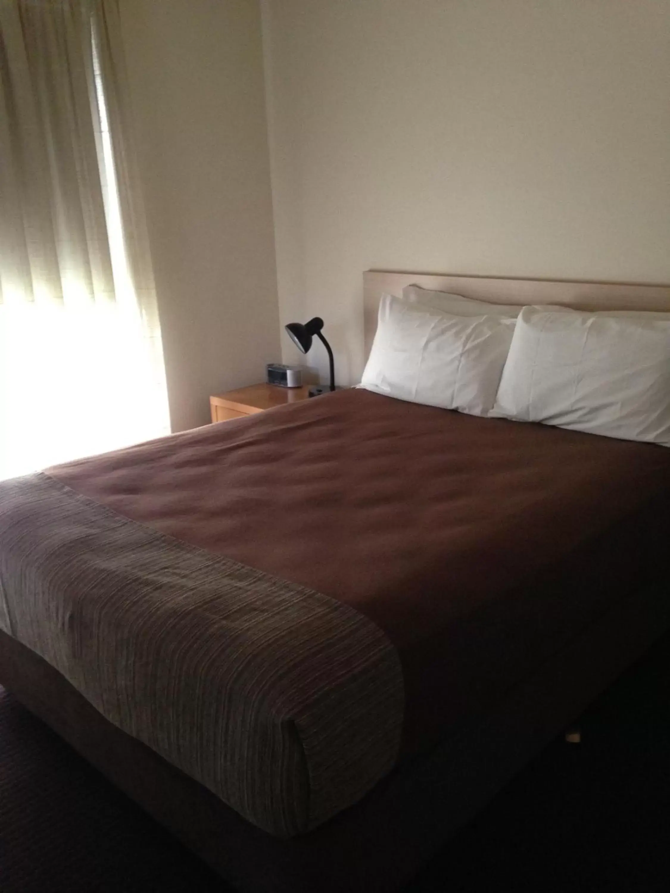 One-Bedroom Apartment - single occupancy in Francis Phillip Motor Inn and The Lodge One-Bedroom Apartment - single occupancy in Francis Phillip Motor Inn and The Lodge