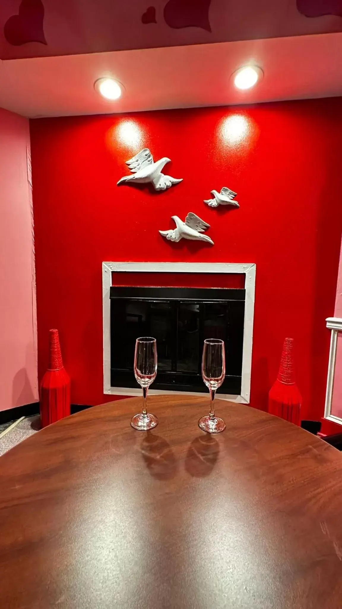 Superior Suite in Inn of the Dove - Romantic Luxury Suites with Jacuzzi & Seasonal Fireplace at Harrisburg-Hershey-Philadelphia, PA Superior Suite in Inn of the Dove - Romantic Luxury Suites with Jacuzzi & Seasonal Fireplace at Harrisburg-Hershey-Philadelphia, PA