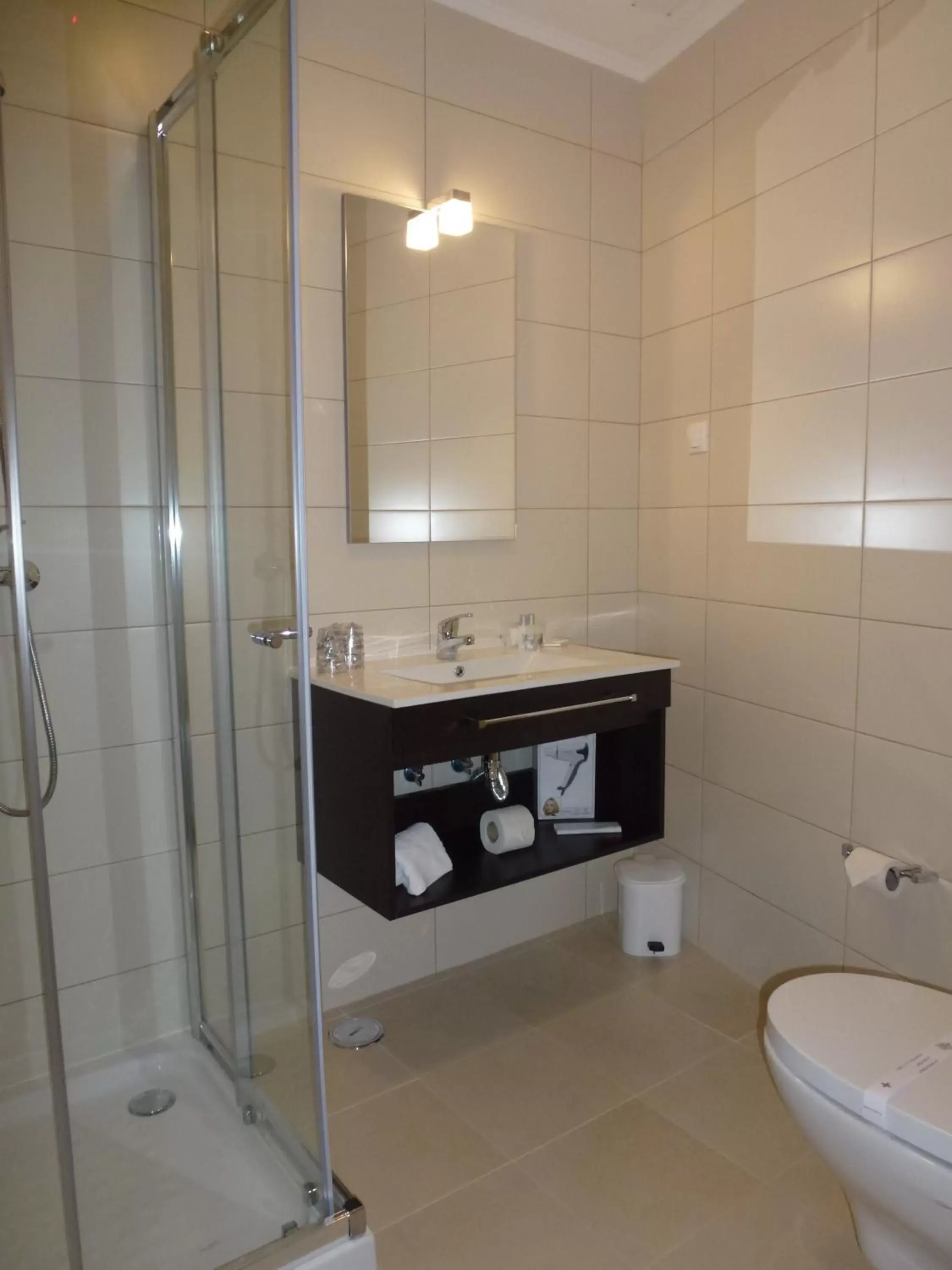 Twin Room with Balcony - single occupancy in Vicentina Hotel Twin Room with Balcony - single occupancy in Vicentina Hotel