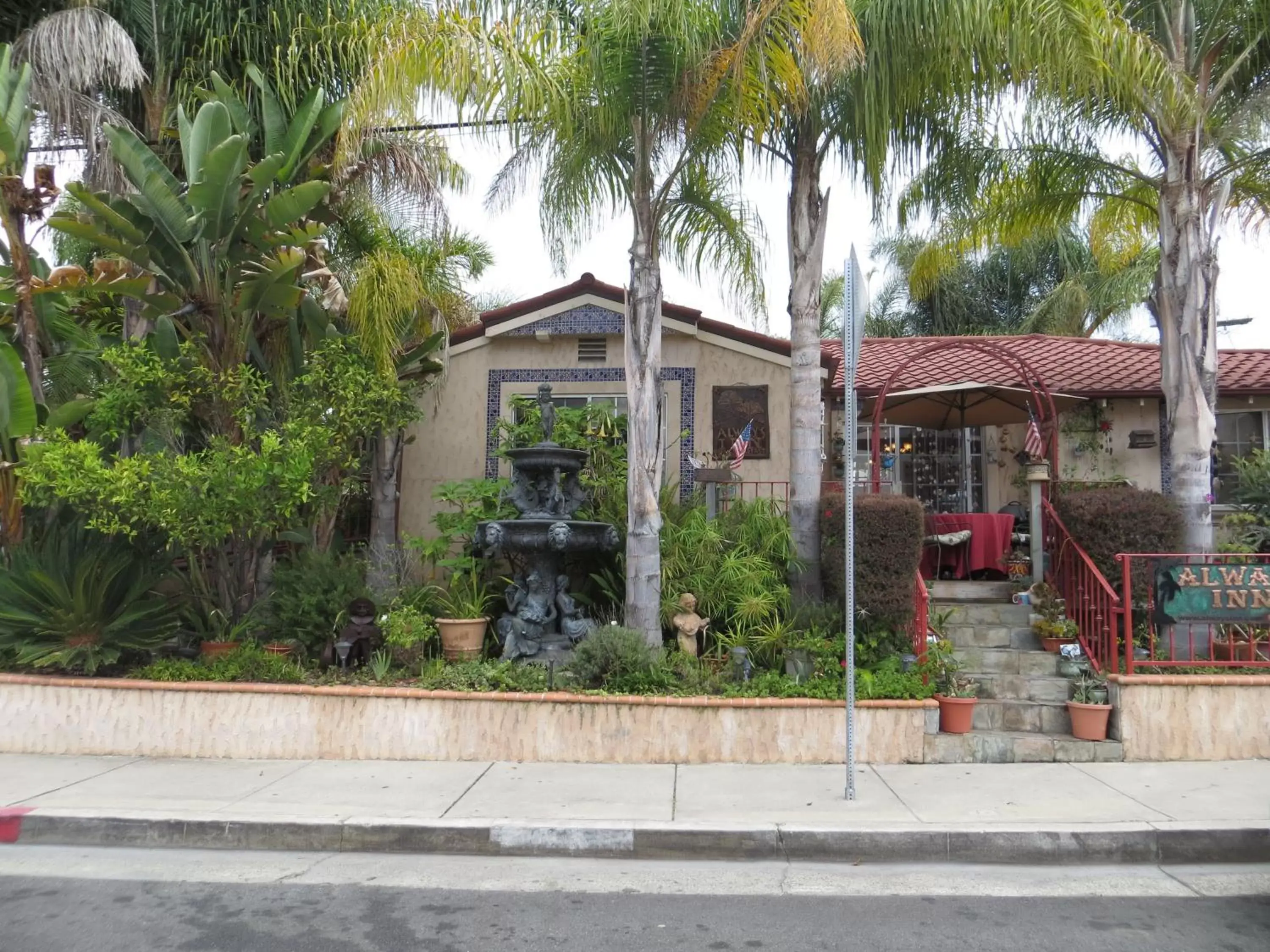 Always Inn San Clemente Bed & Breakfast by Elevate Rooms Always Inn San Clemente Bed & Breakfast by Elevate Rooms