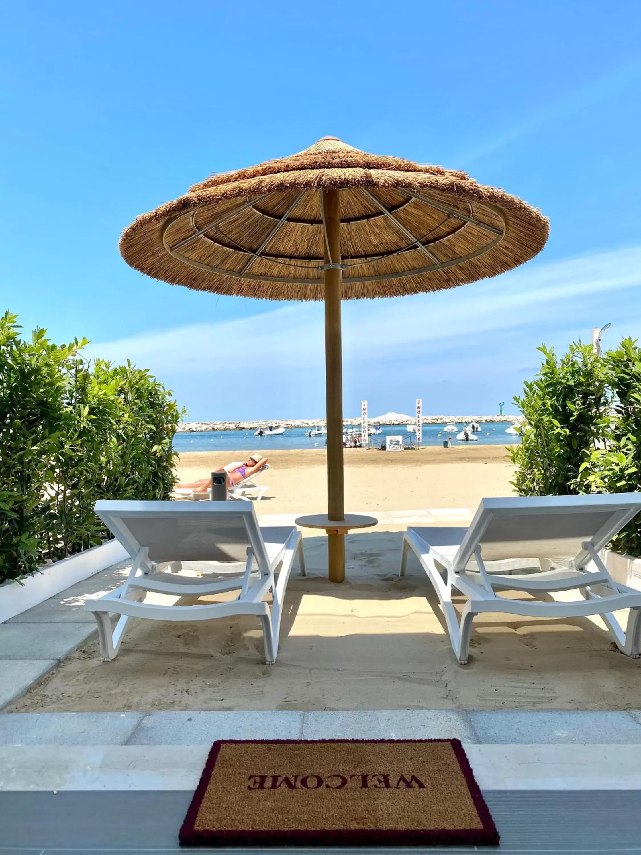 sunbed in Marina Bay Suites sunbed in Marina Bay Suites