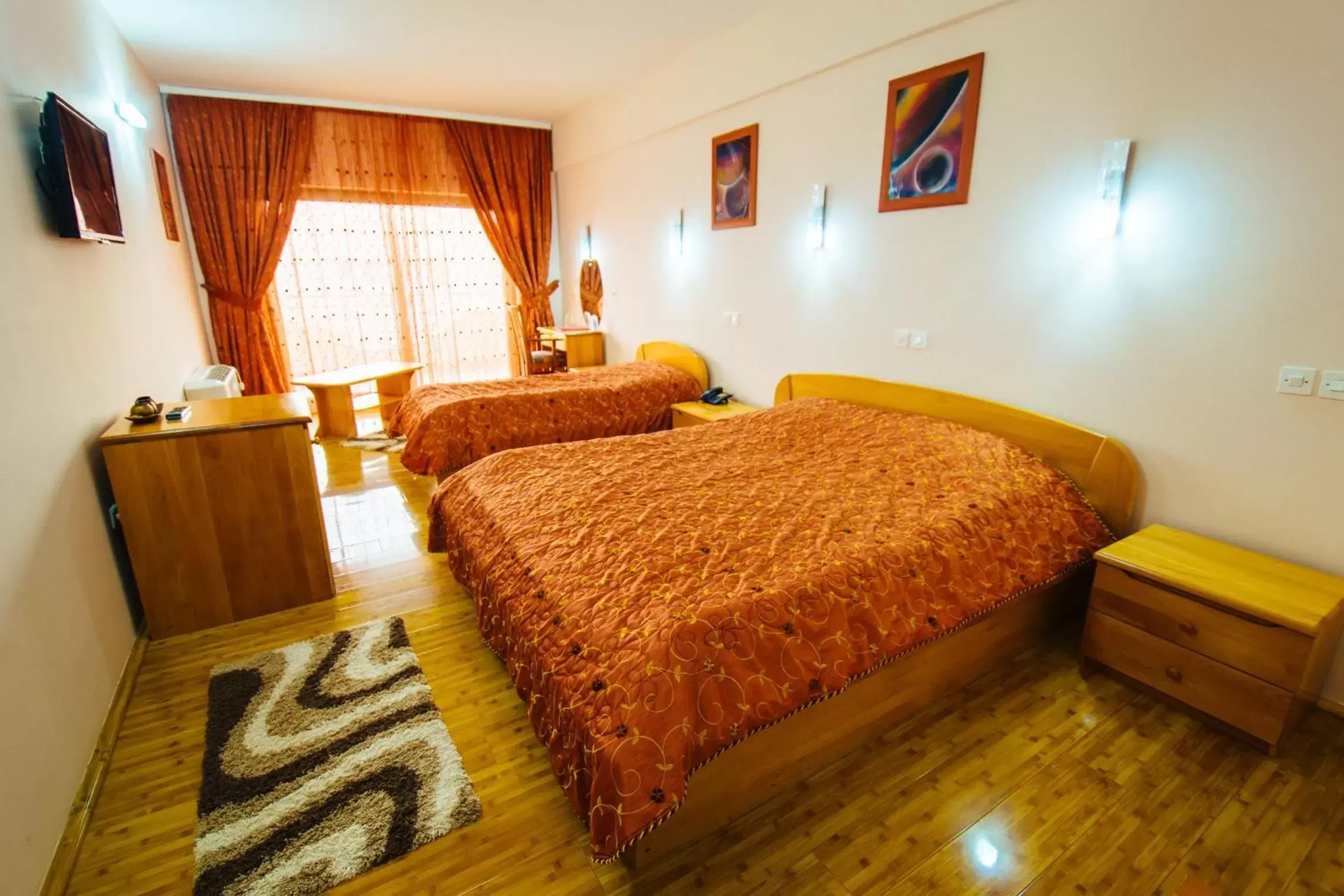 Deluxe Triple Room with Balcony in Hotel Kristal Palas Deluxe Triple Room with Balcony in Hotel Kristal Palas