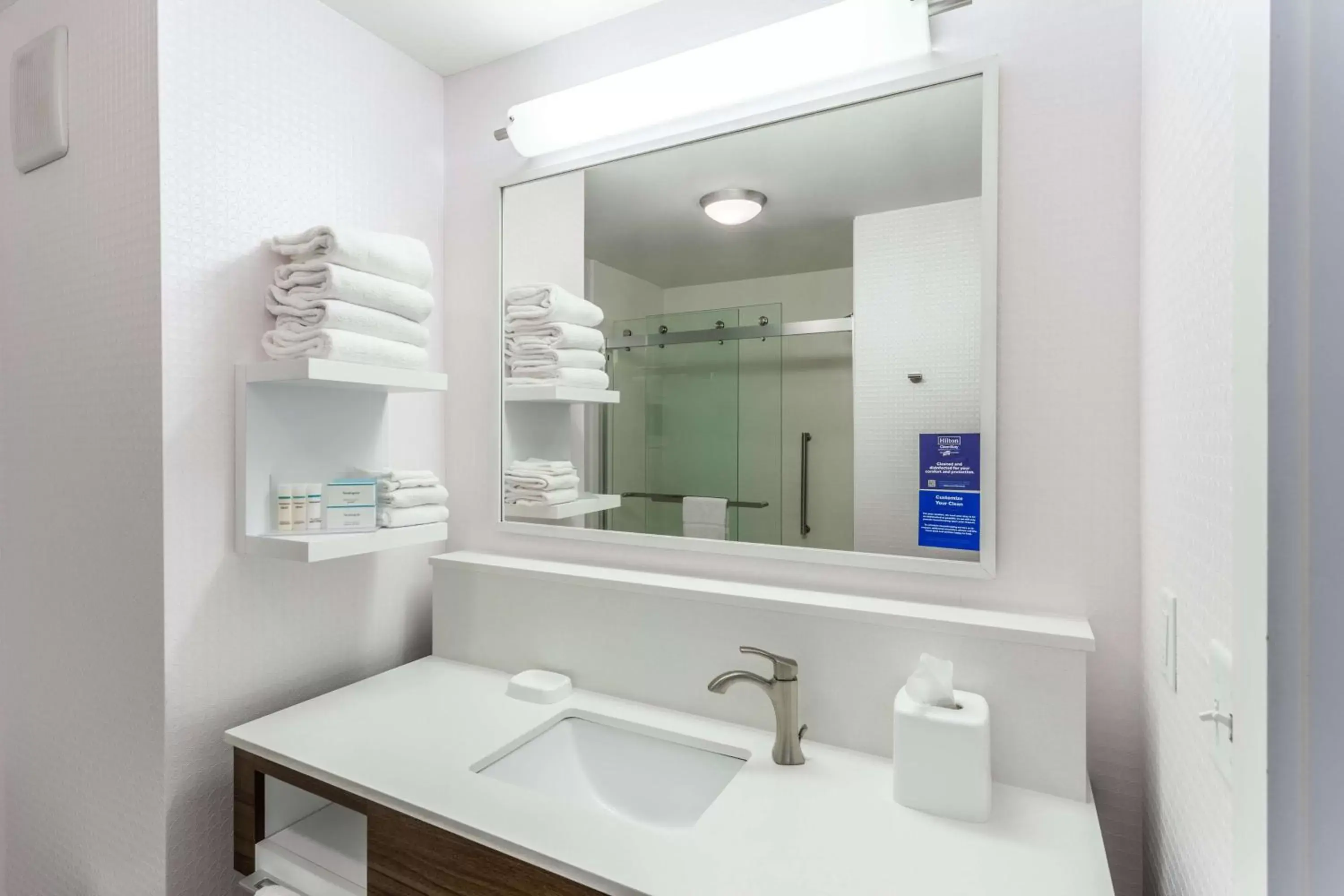 Queen Room with Two Queen Beds - Hearing Access in Hampton Inn & Suites By Hilton, Southwest Sioux Falls Queen Room with Two Queen Beds - Hearing Access in Hampton Inn & Suites By Hilton, Southwest Sioux Falls