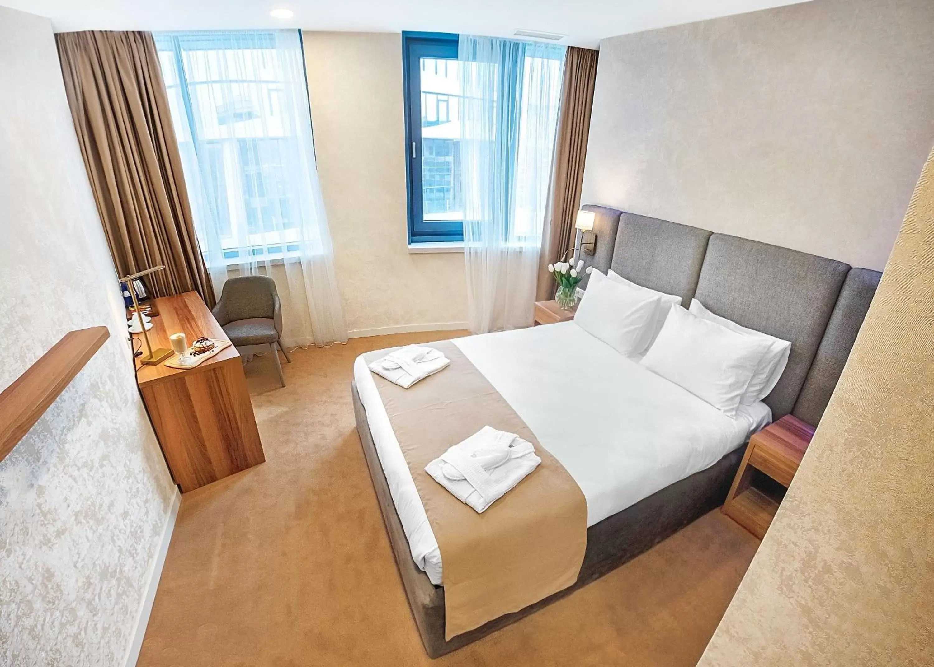 Standard King Room in Meta Business Hotel By King David Standard King Room in Meta Business Hotel By King David