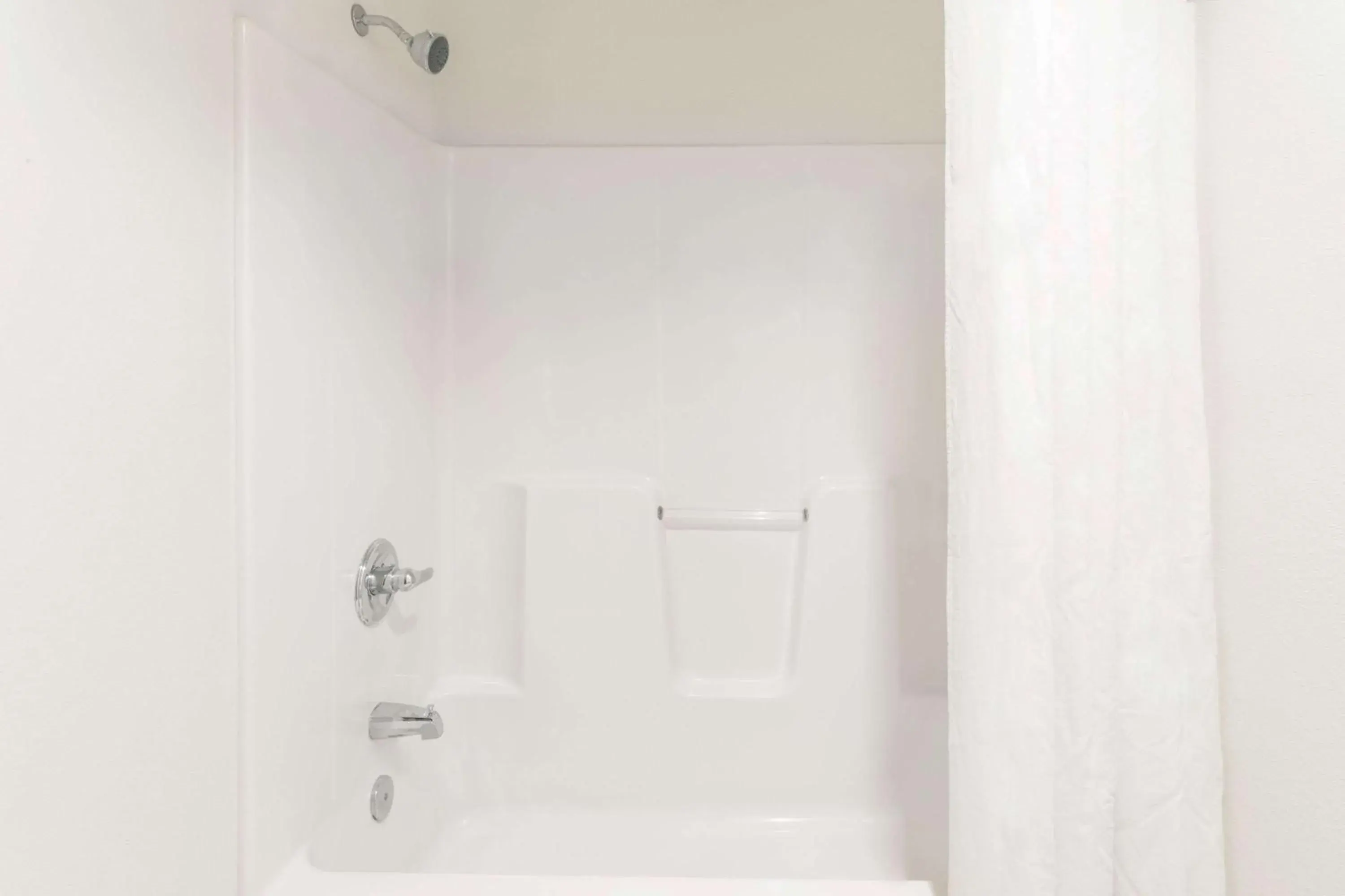 Standard King Room - Smoking in Super 8 by Wyndham Dewitt Standard King Room - Smoking in Super 8 by Wyndham Dewitt