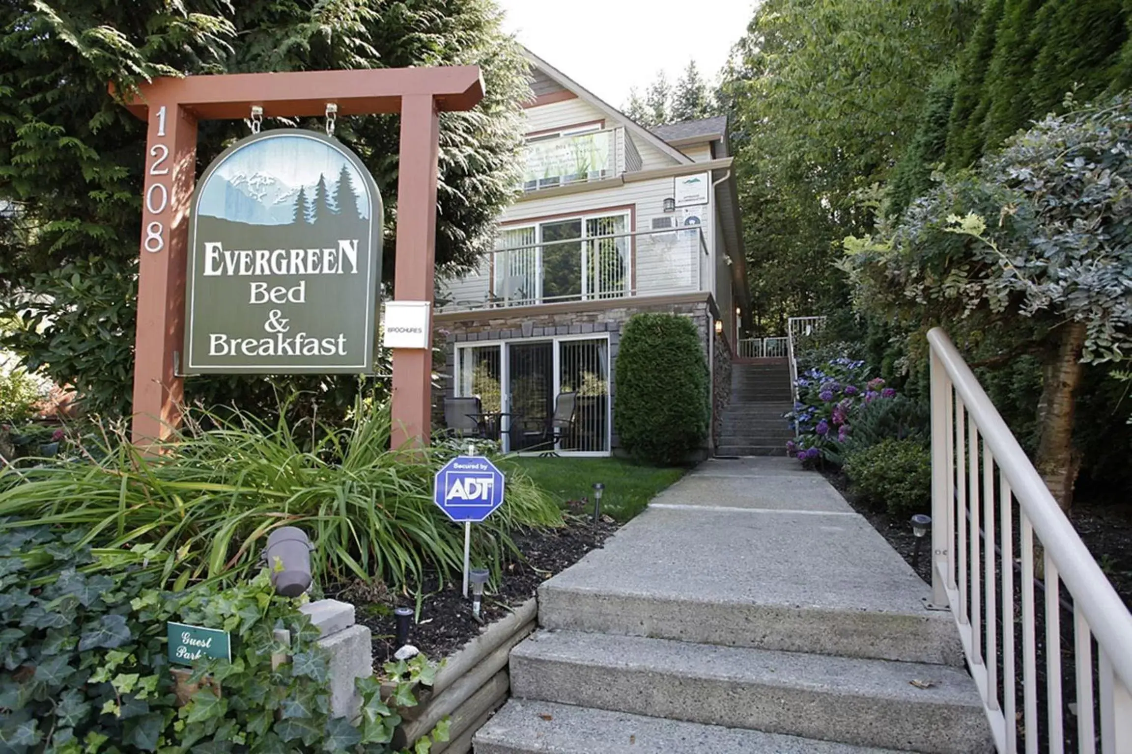 Evergreen Bed & Breakfast Evergreen Bed & Breakfast
