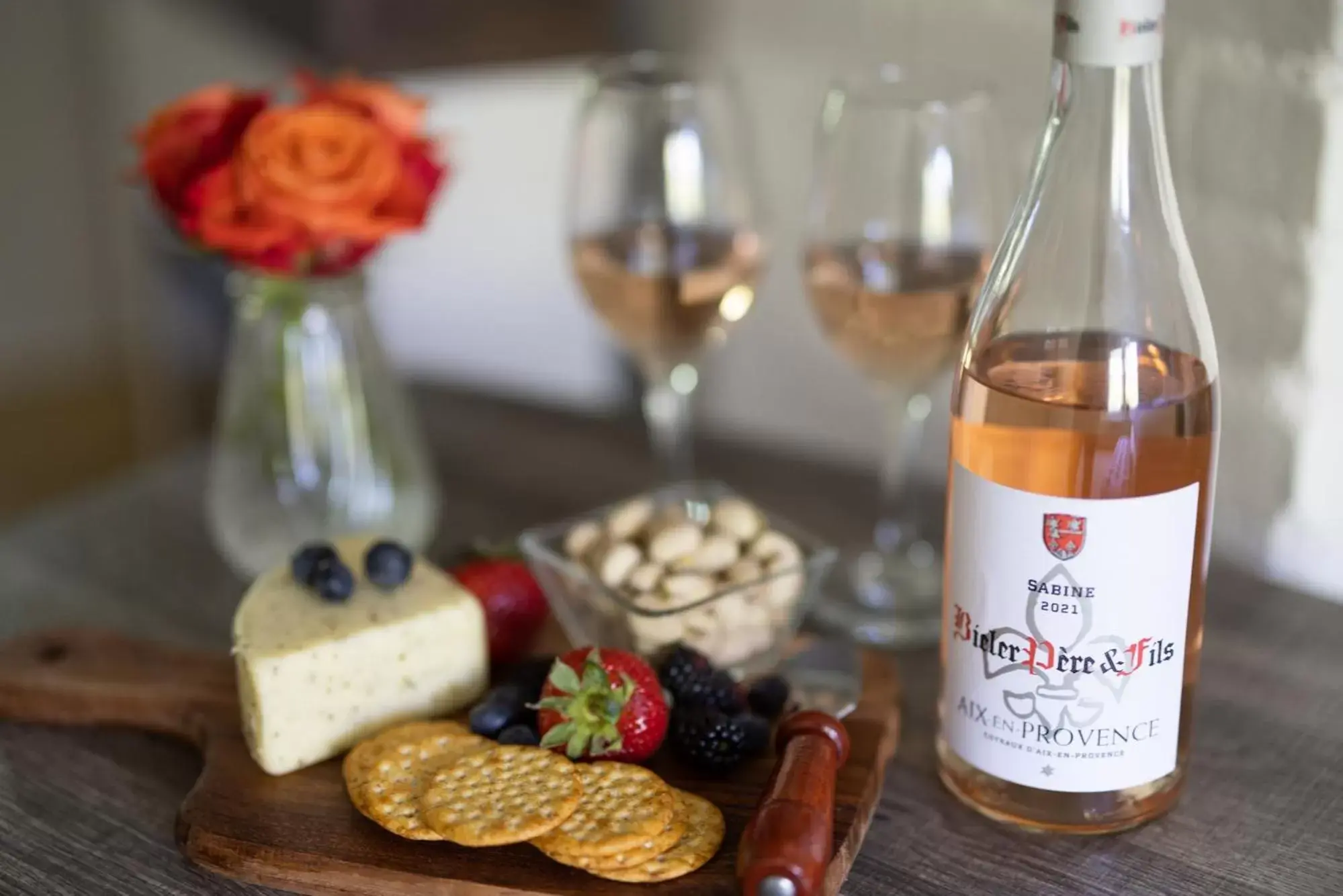 Deluxe King Suite in Noble House Inn Deluxe King Suite in Noble House Inn