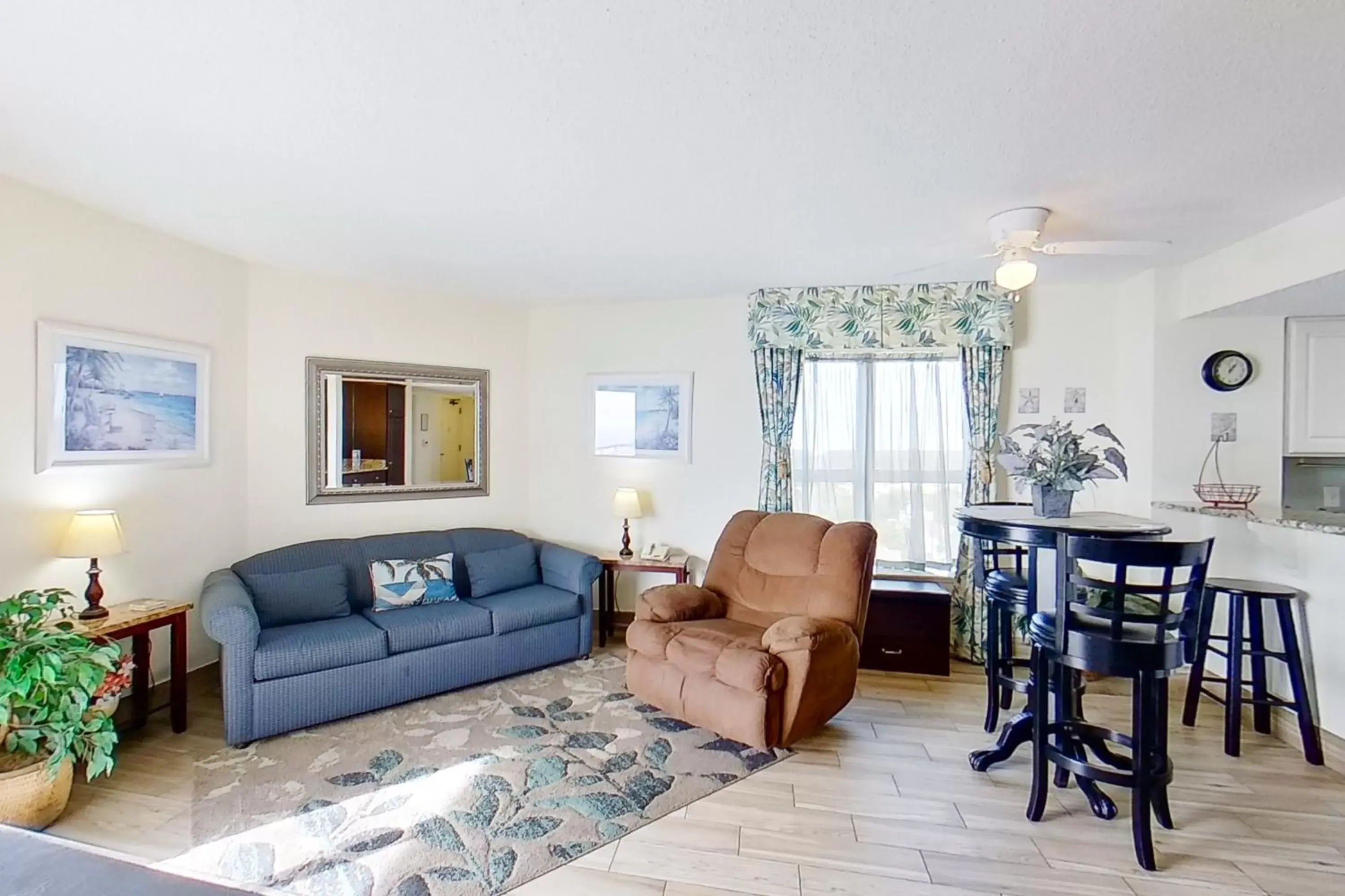 Seating Area in Bay Watch 1941 Seating Area in Bay Watch 1941