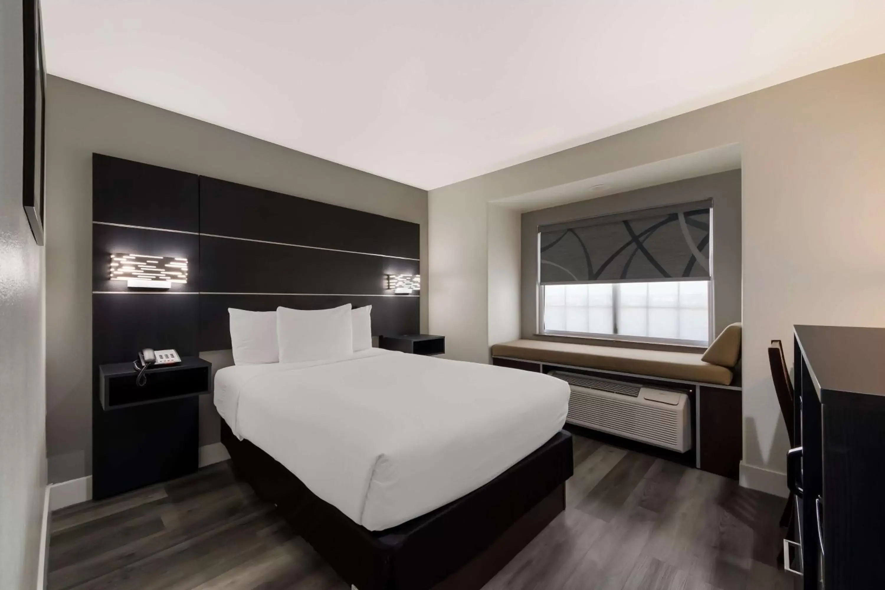 Double Room - Non-Smoking in Best Western SeaWorld San Antonio Double Room - Non-Smoking in Best Western SeaWorld San Antonio