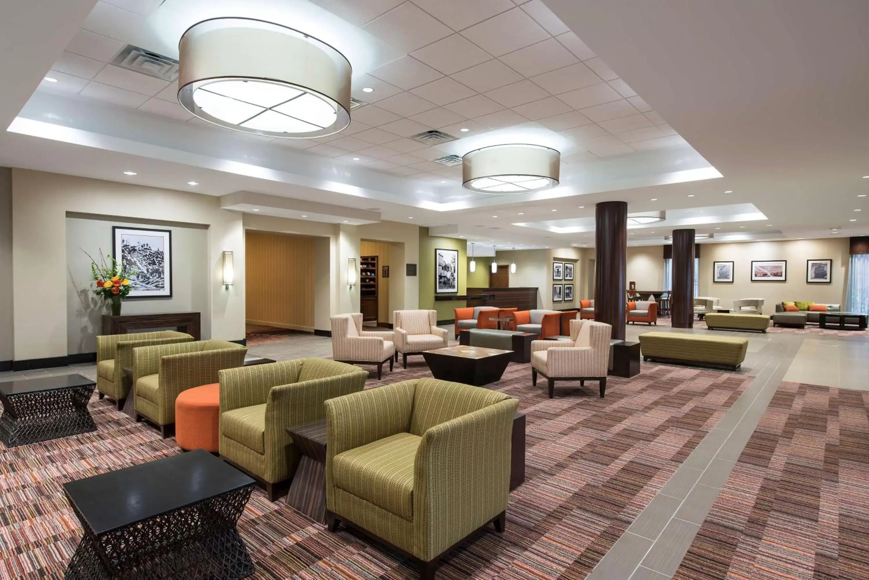 DoubleTree by Hilton Hotel Grand Rapids Airport DoubleTree by Hilton Hotel Grand Rapids Airport