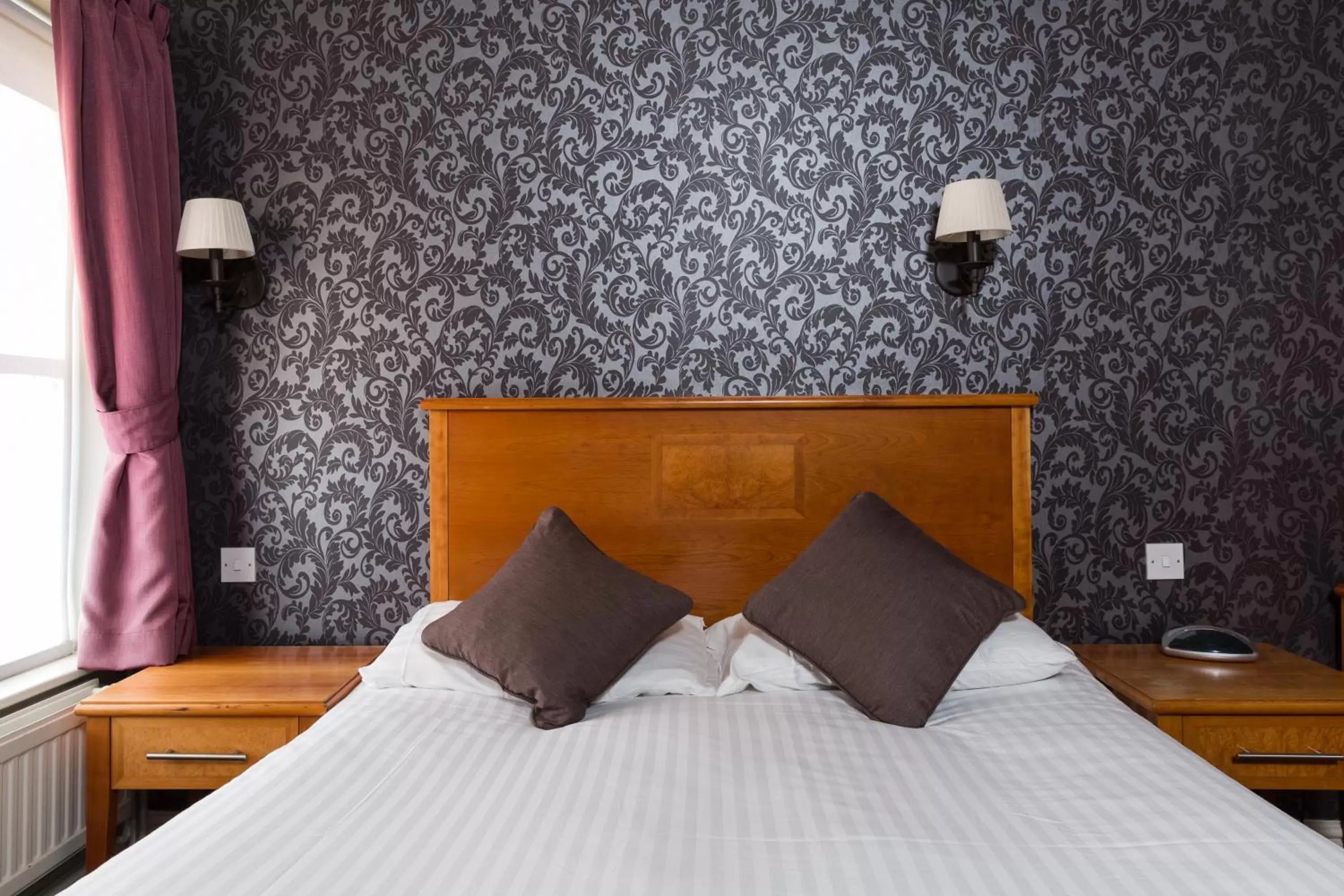 Twin Room in The Dog & Bear Hotel Twin Room in The Dog & Bear Hotel