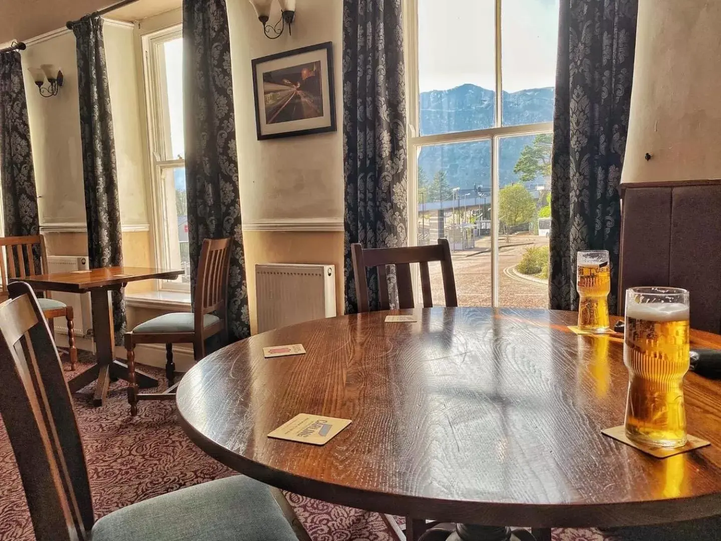 Budget Double Room in Queens Hotel Budget Double Room in Queens Hotel