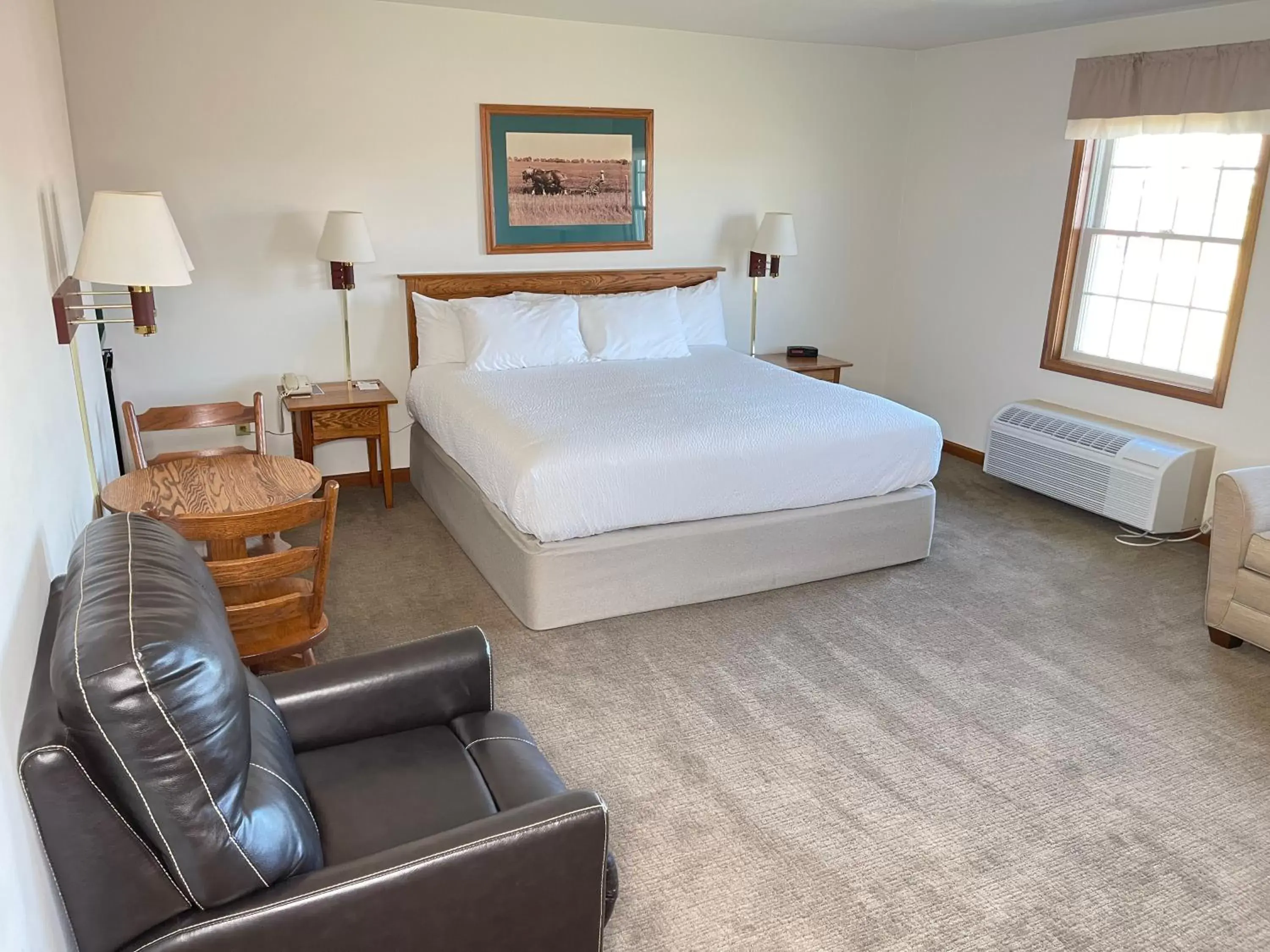 Standard King Room in Farmstead Inn and Conference Center Standard King Room in Farmstead Inn and Conference Center