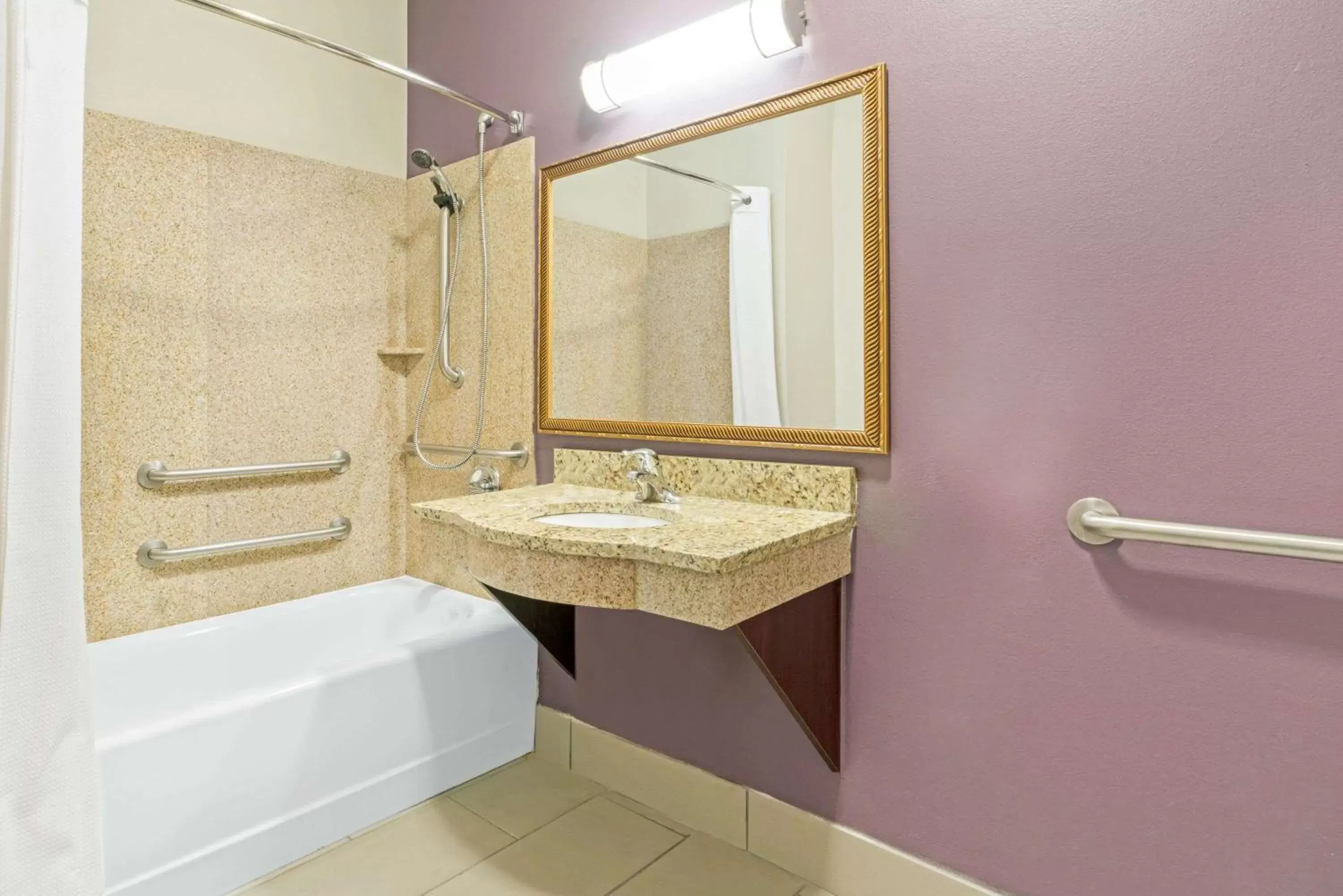 Queen Room with Two Queen Beds and Bath Tub - Mobility Accessible/Non-Smoking in La Quinta by Wyndham Oklahoma City -Yukon Queen Room with Two Queen Beds and Bath Tub - Mobility Accessible/Non-Smoking in La Quinta by Wyndham Oklahoma City -Yukon