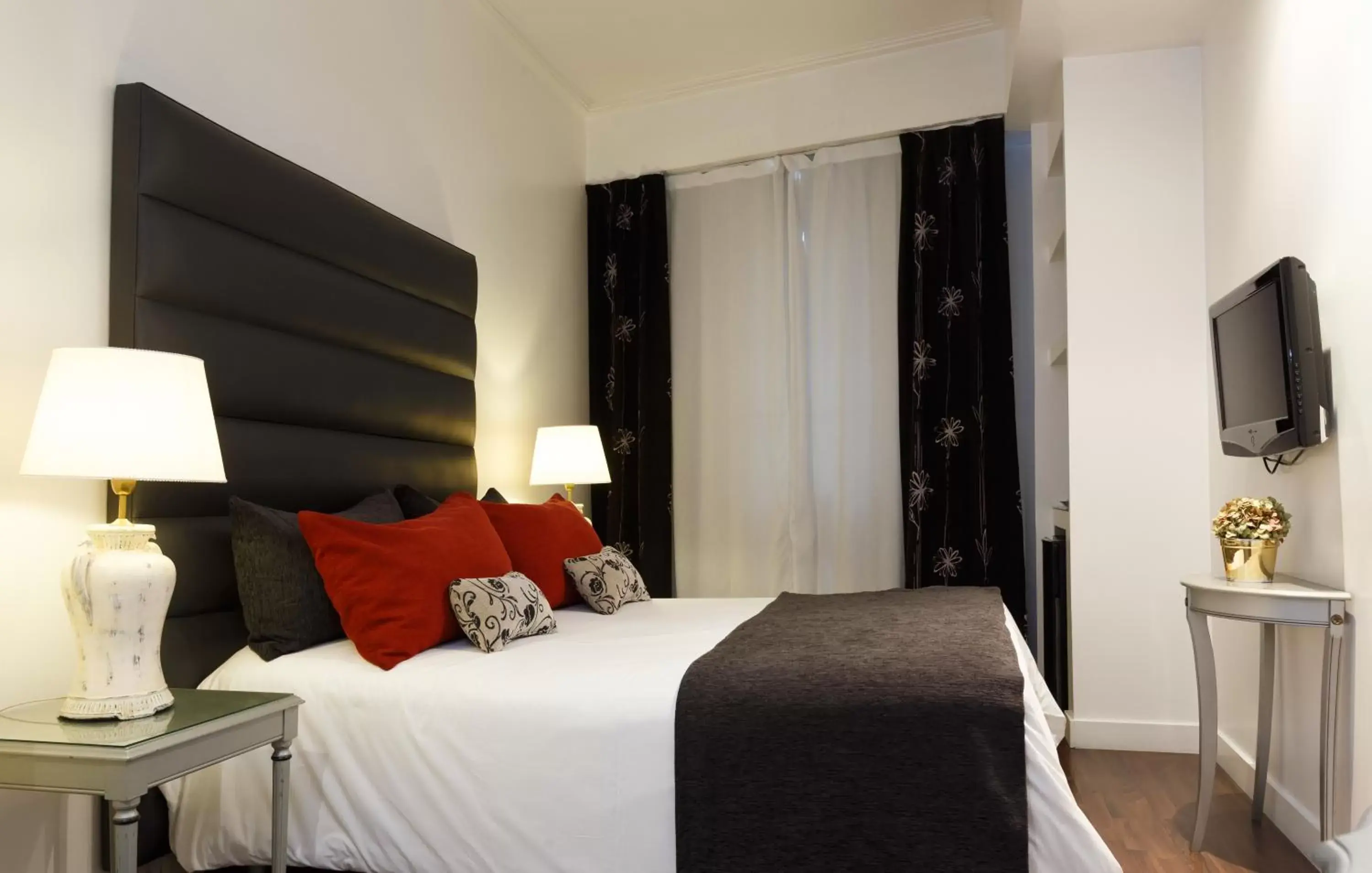 Standard Double Room in Le Cinque Lusso Recoleta Standard Double Room in Le Cinque Lusso Recoleta