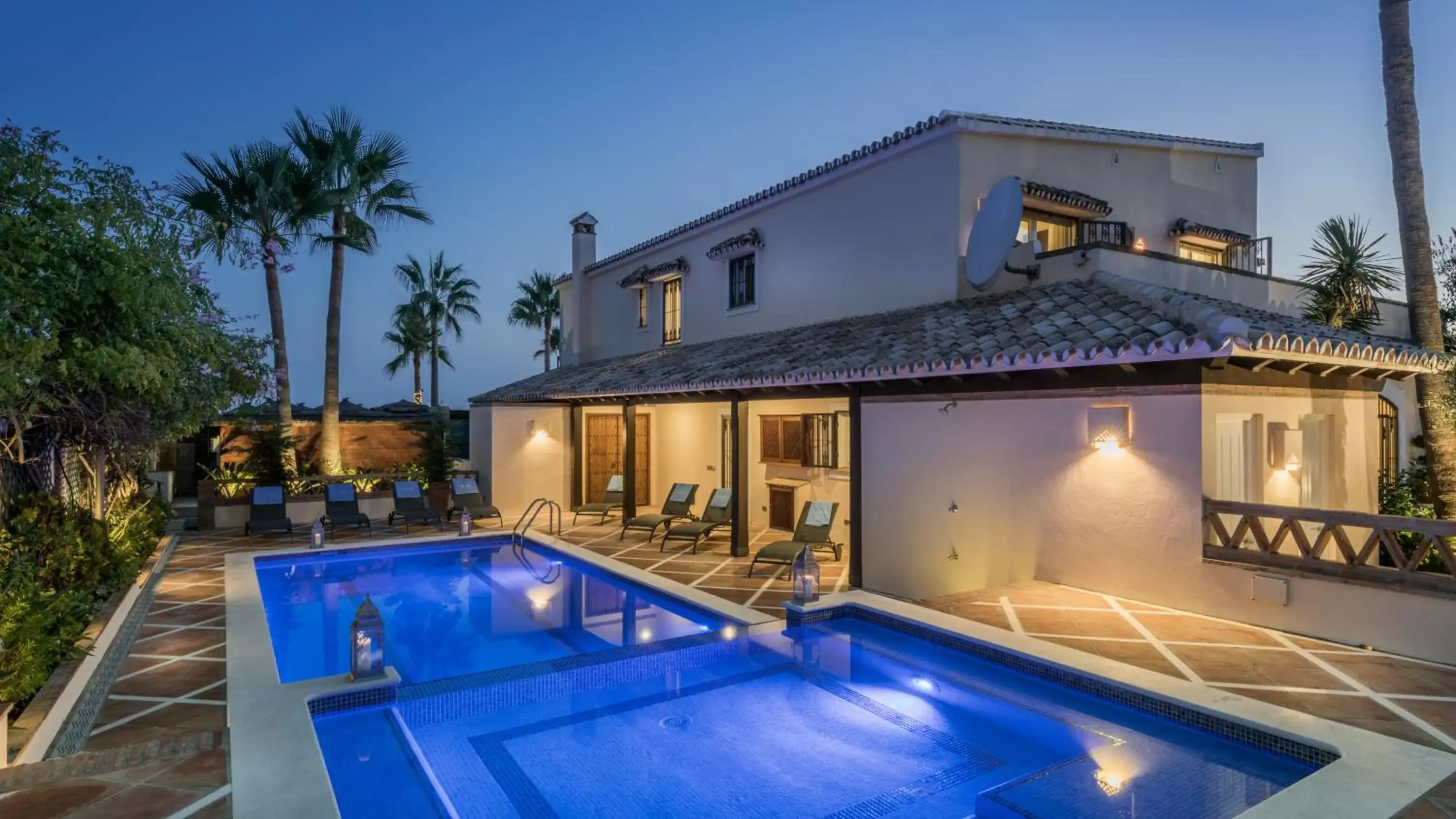 The Residence by the Beach House Marbella The Residence by the Beach House Marbella