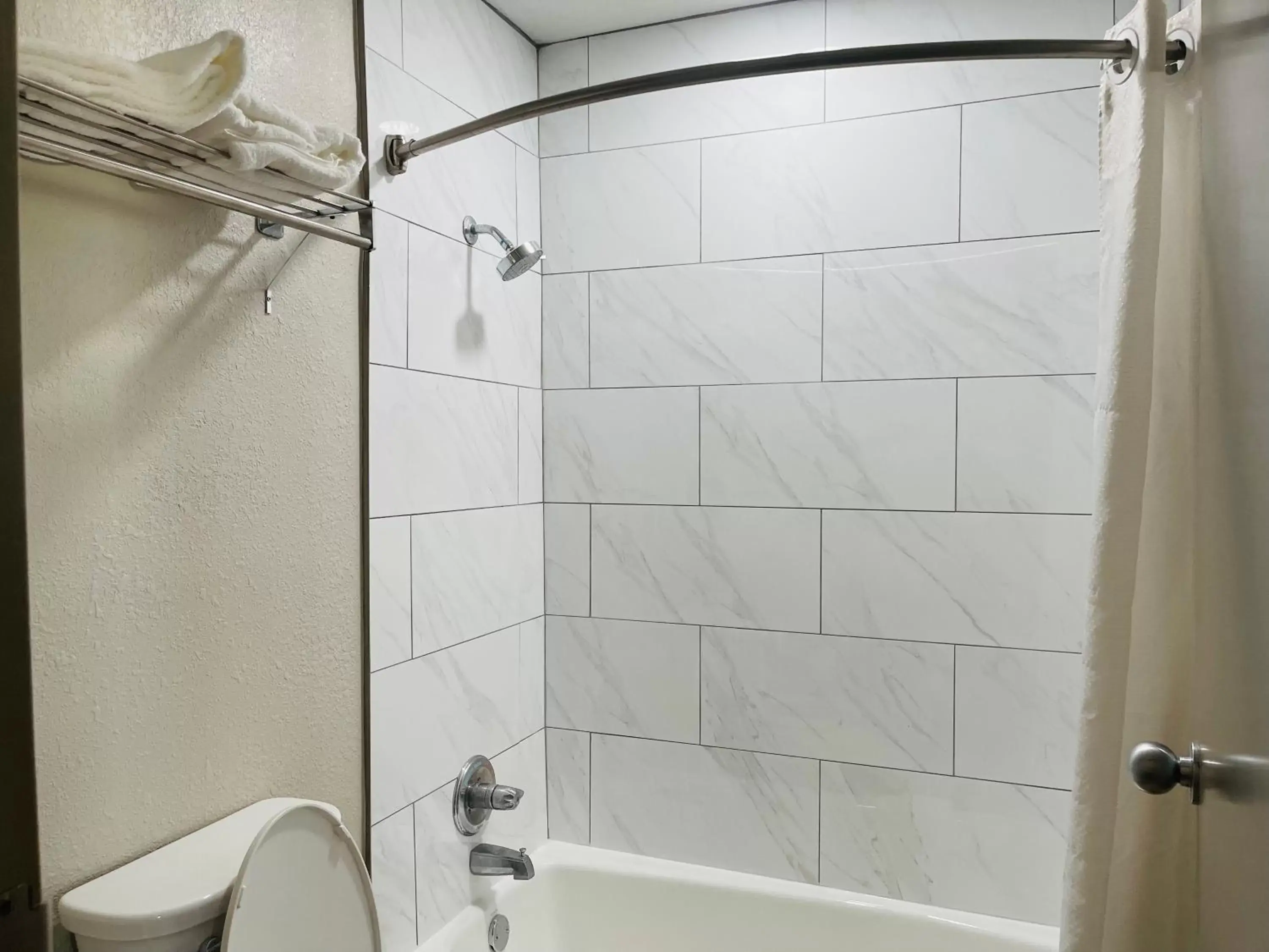 King Room - Non-Smoking in Days Inn by Wyndham Killeen Fort Hood King Room - Non-Smoking in Days Inn by Wyndham Killeen Fort Hood