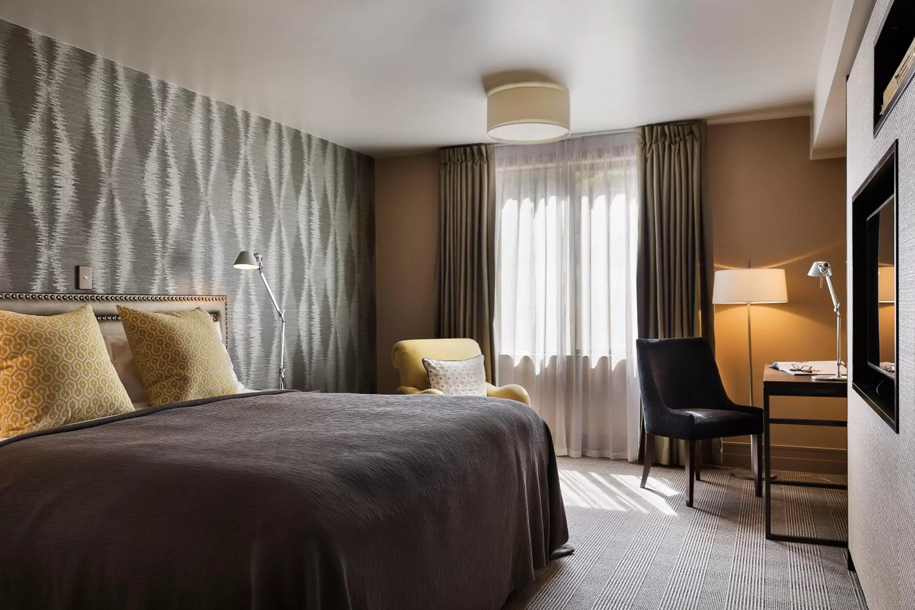 St Moritz King Room with Garden View in Hotel St Moritz, Queenstown - MGallery Collection St Moritz King Room with Garden View in Hotel St Moritz, Queenstown - MGallery Collection