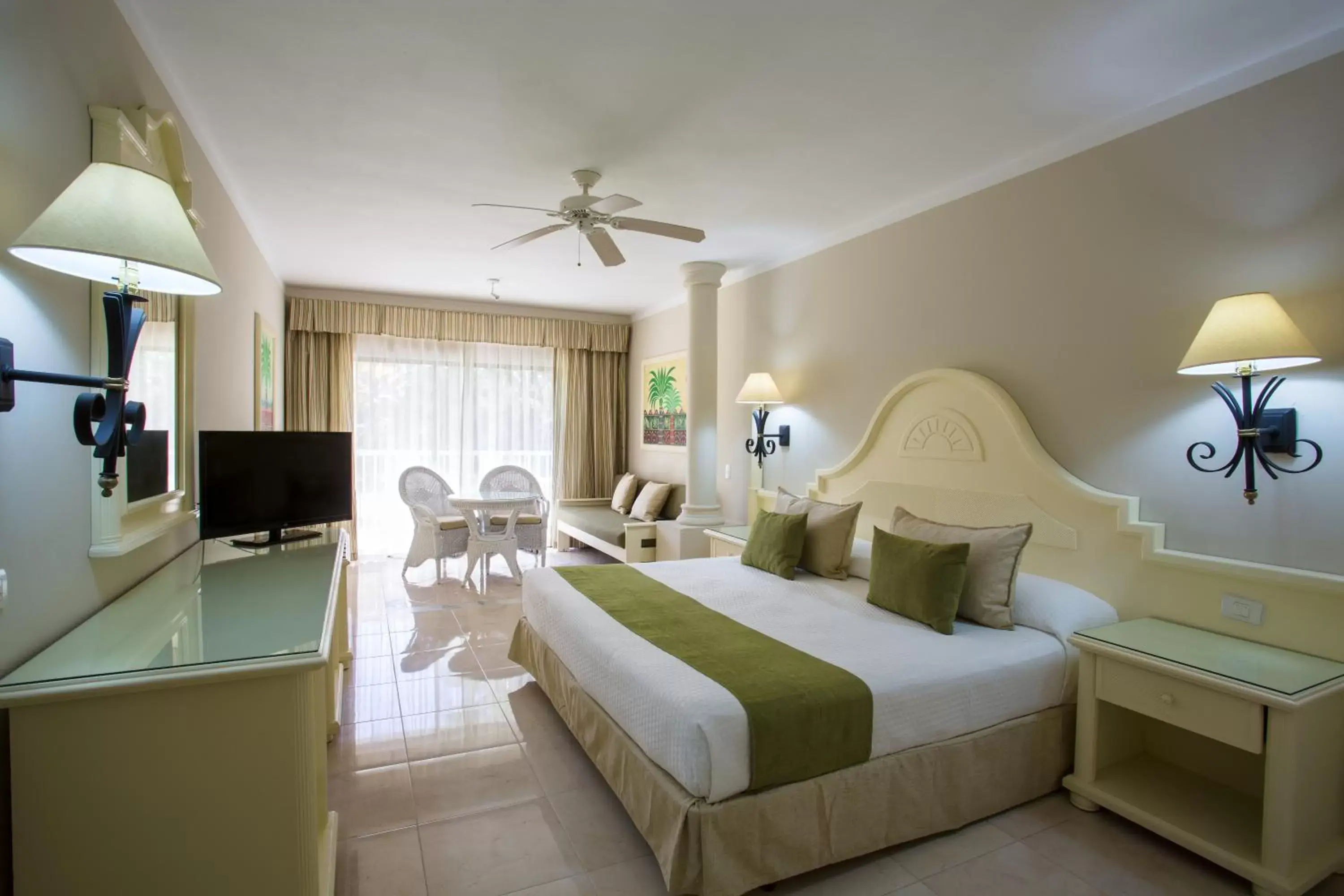 Bahia Principe Grand La Romana - All Inclusive Bahia Principe Grand La Romana - All Inclusive