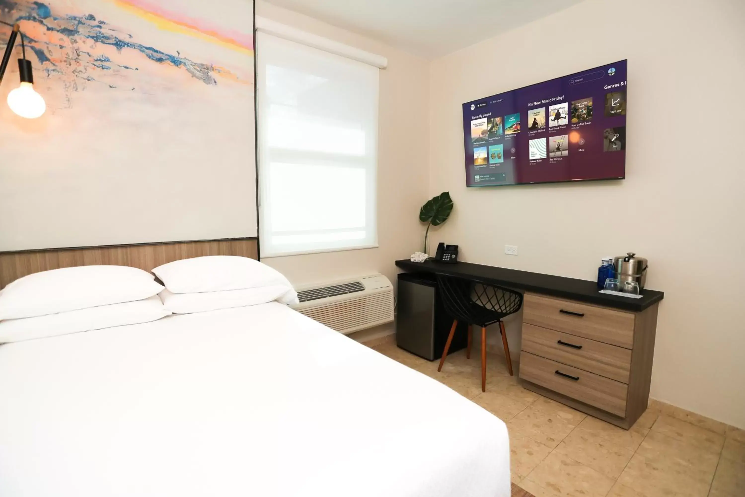 Tryst Petite Full in The Tryst Beachfront Hotel Tryst Petite Full in The Tryst Beachfront Hotel