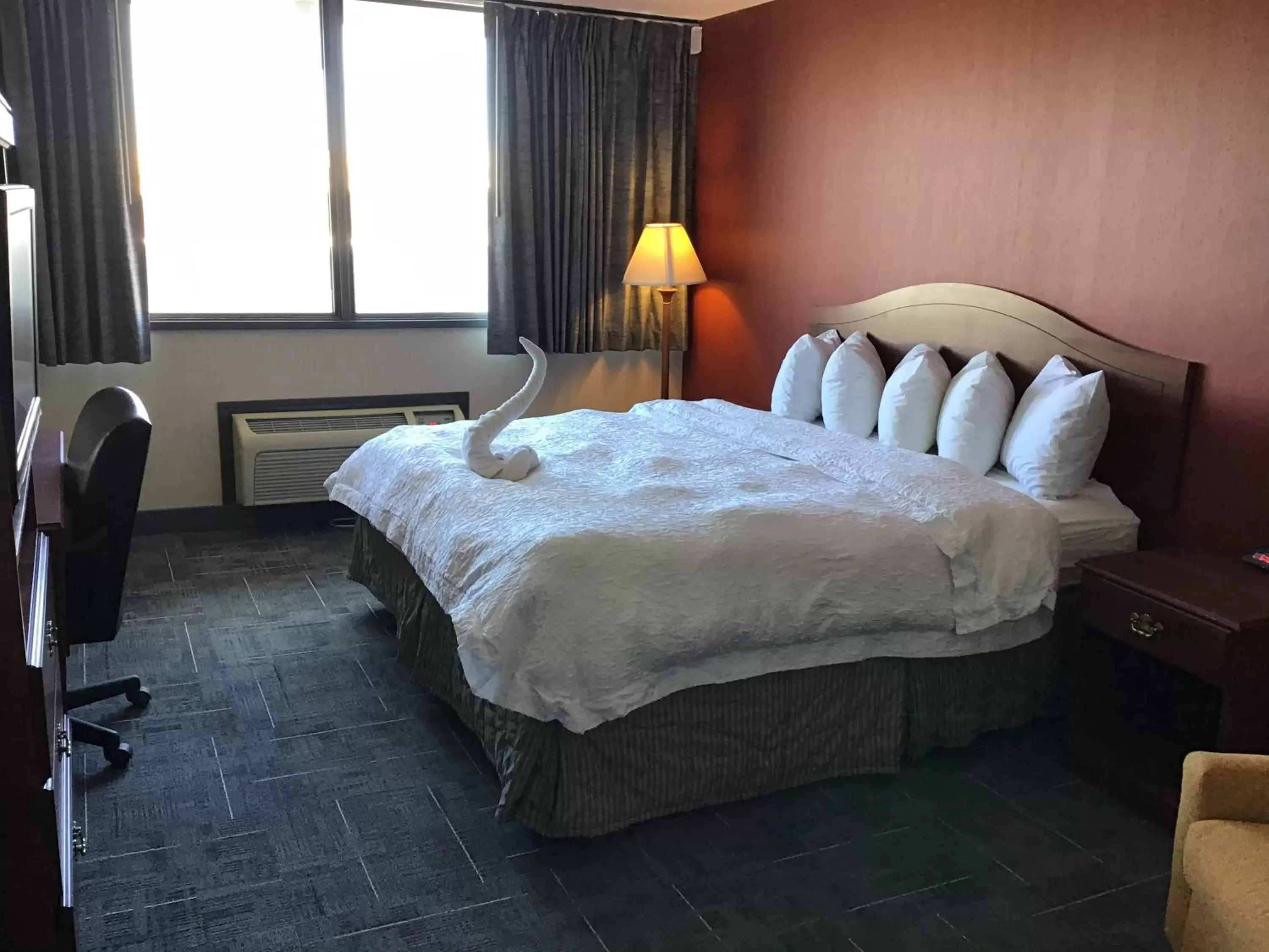 Three-Bedroom Suite - Non-Smoking in Howard Johnson by Wyndham Gillette Three-Bedroom Suite - Non-Smoking in Howard Johnson by Wyndham Gillette