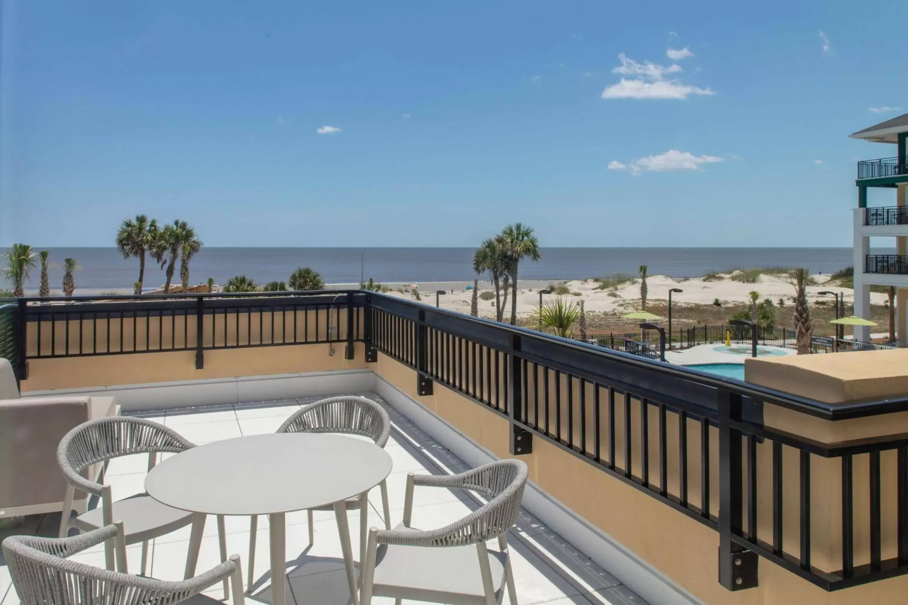Queen Studio in Courtyard by Marriott Jekyll Island Queen Studio in Courtyard by Marriott Jekyll Island