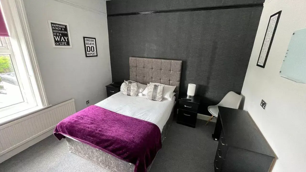 Single Room with Private Bathroom in Watton Vibe Hotel Single Room with Private Bathroom in Watton Vibe Hotel