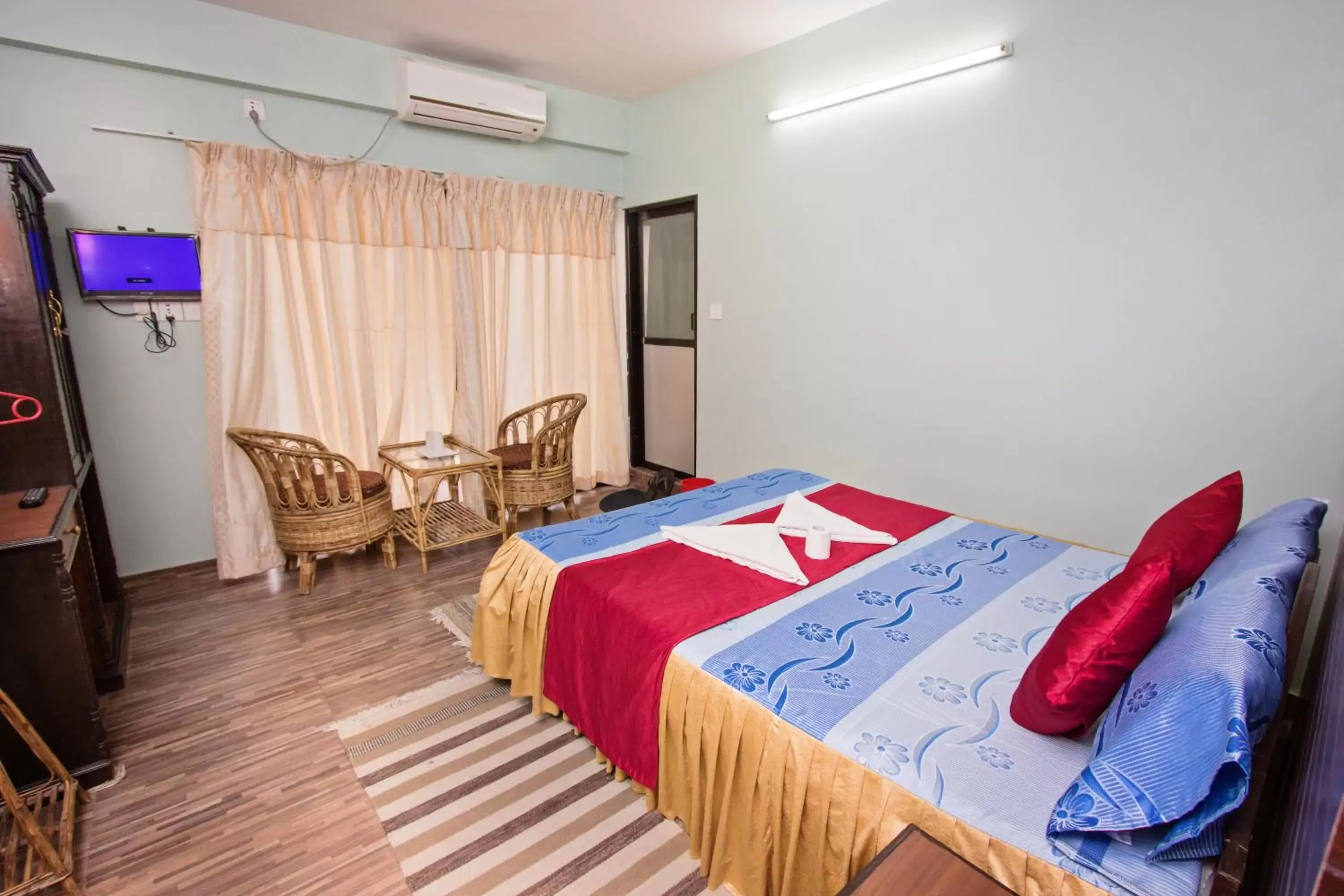 Deluxe Double Room in The North Face Inn Deluxe Double Room in The North Face Inn