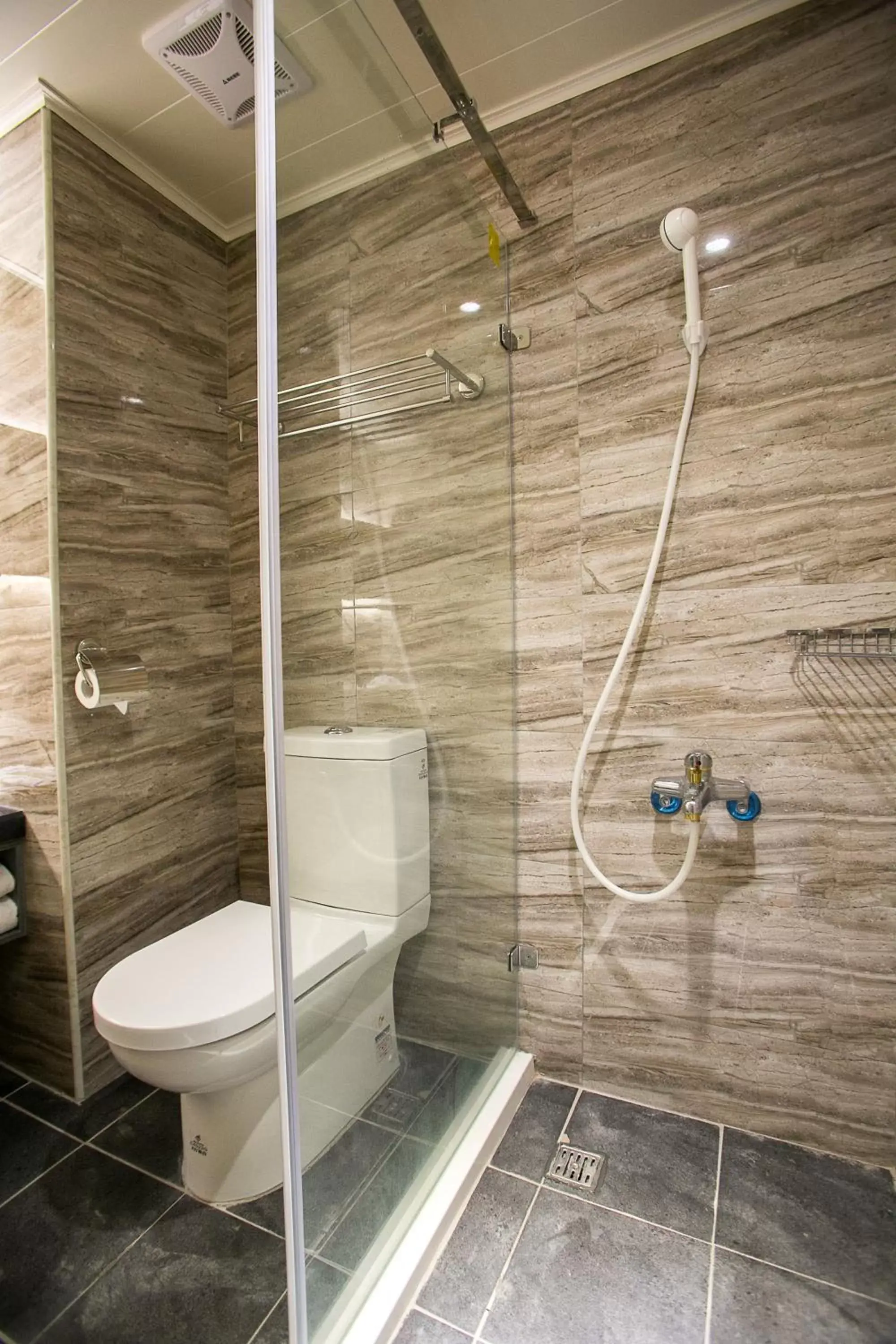 Superior Family Room in Huang Shin Business Hotel-Shang An Superior Family Room in Huang Shin Business Hotel-Shang An