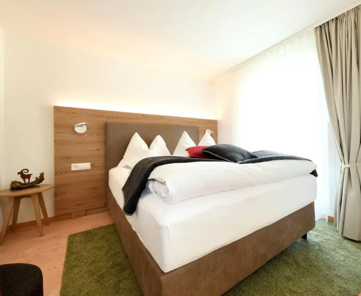 Deluxe Room in Hotel Bernina Deluxe Room in Hotel Bernina