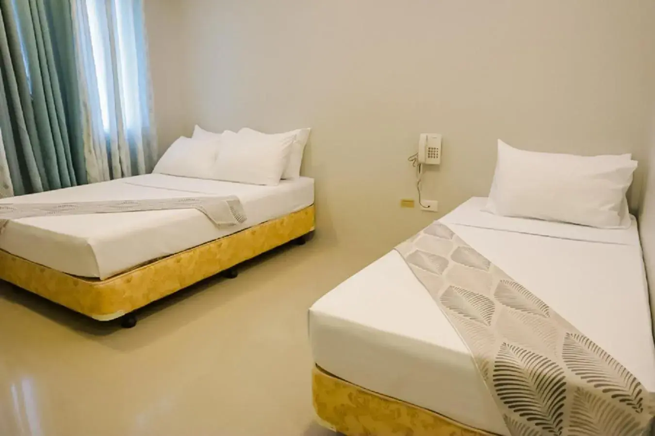 Deluxe Triple Room in Carcar Eco Farm Resorts Deluxe Triple Room in Carcar Eco Farm Resorts