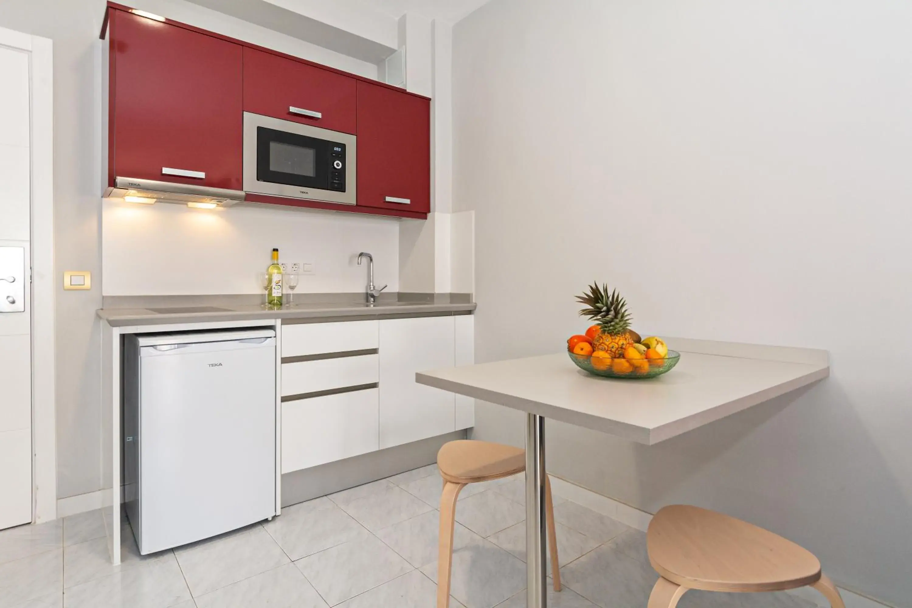 Studio with Pool View (High Floor) in Apartamentos Oceano - Adults Only - Sólo Adultos Studio with Pool View (High Floor) in Apartamentos Oceano - Adults Only - Sólo Adultos