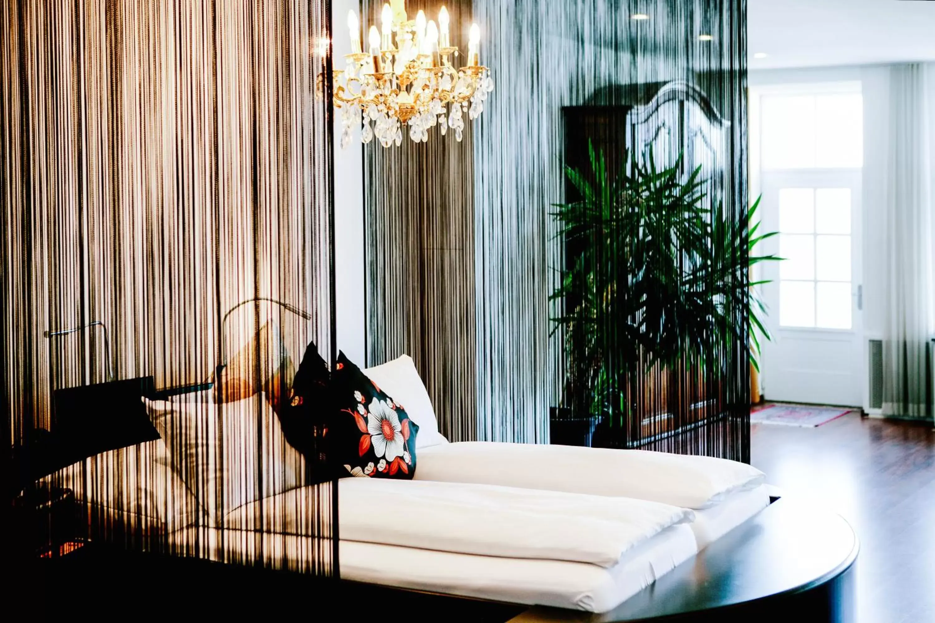 Senior Suite Double Room - single occupancy in Hotel Murtenhof & Krone Senior Suite Double Room - single occupancy in Hotel Murtenhof & Krone