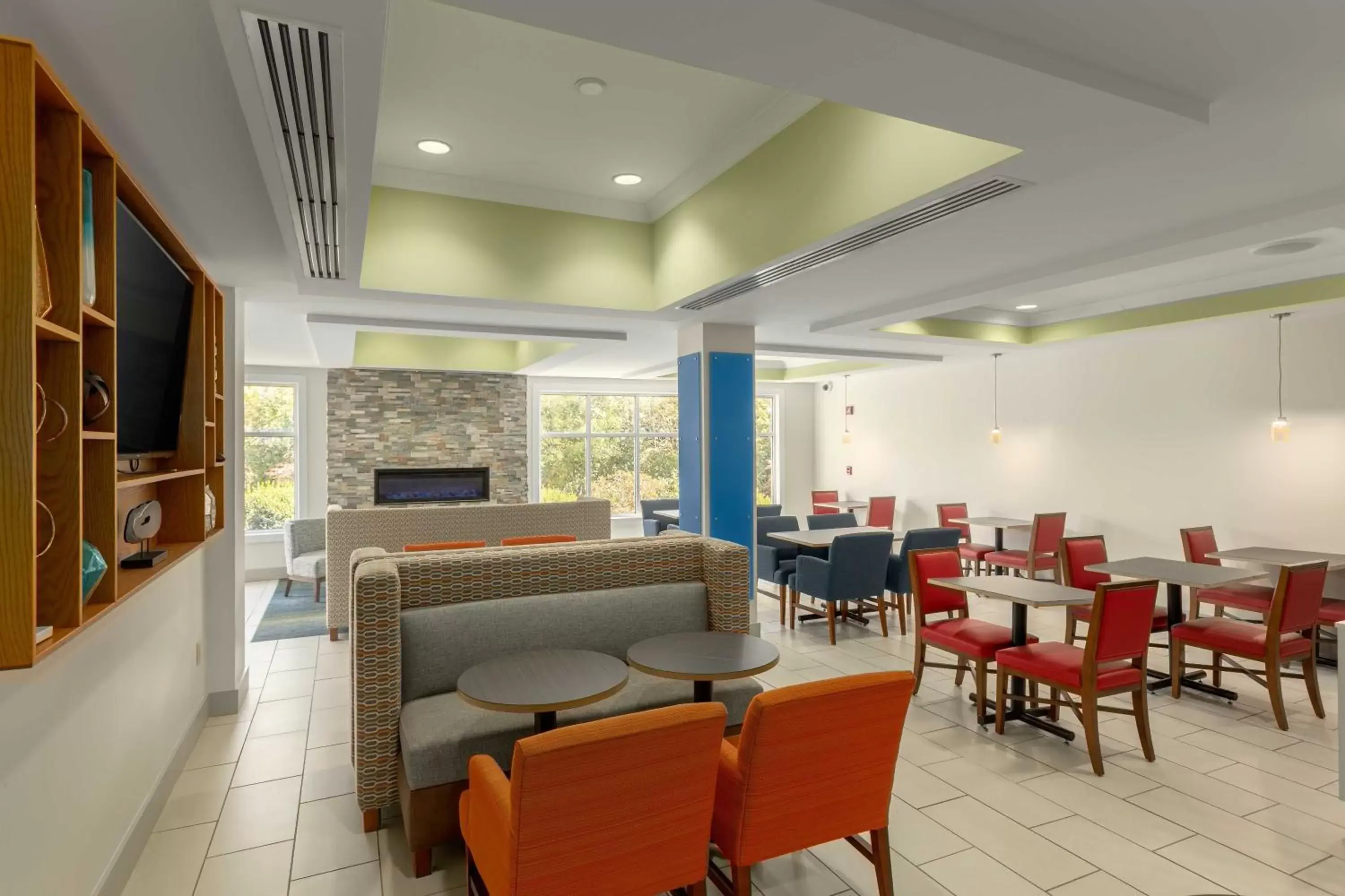 Holiday Inn Express Hotel & Suites Binghamton University-Vestal by IHG Holiday Inn Express Hotel & Suites Binghamton University-Vestal by IHG