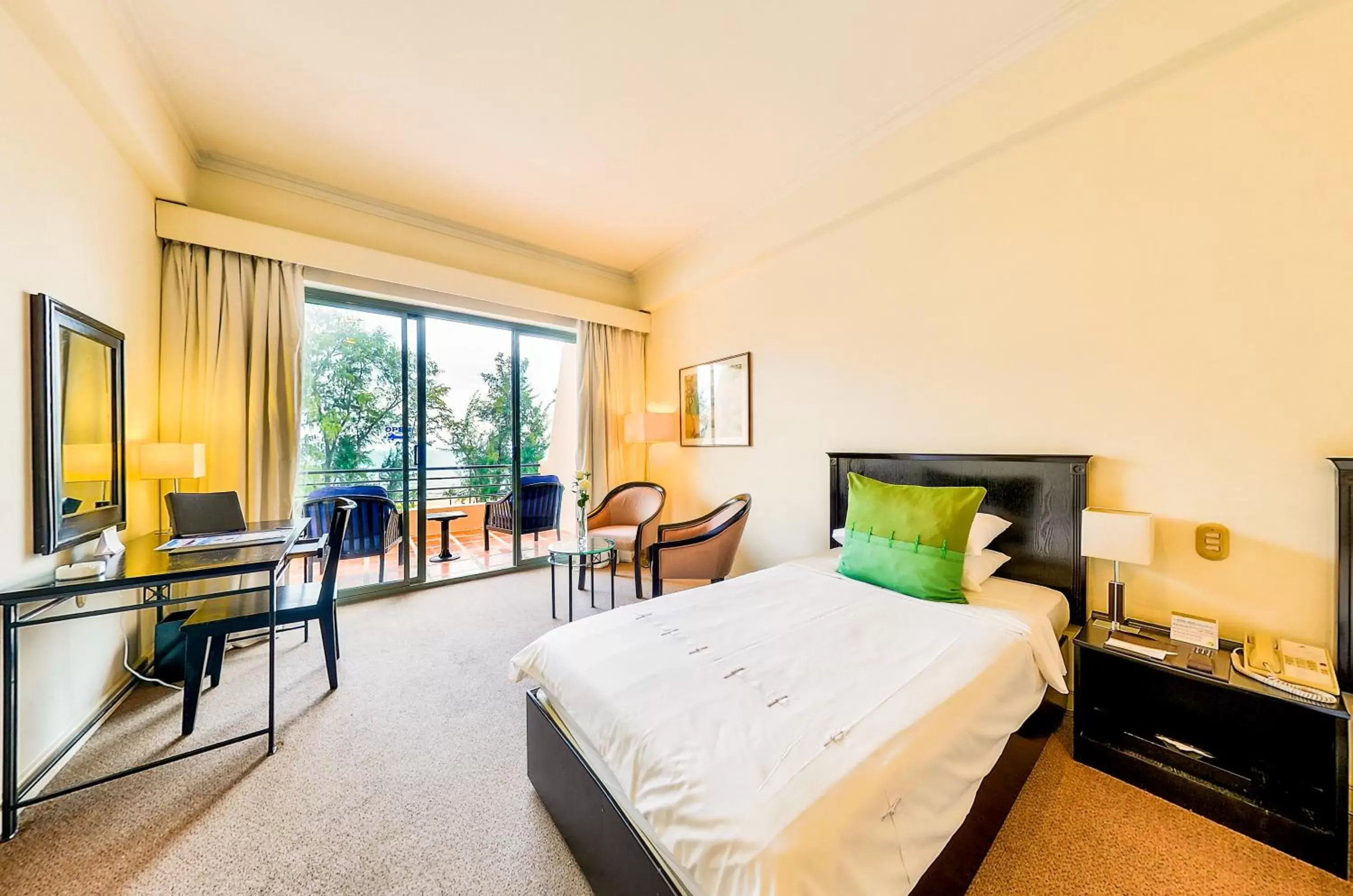 Superior Double or Twin Room with Sea View in Phan Thiet Ocean Dunes Resort Superior Double or Twin Room with Sea View in Phan Thiet Ocean Dunes Resort