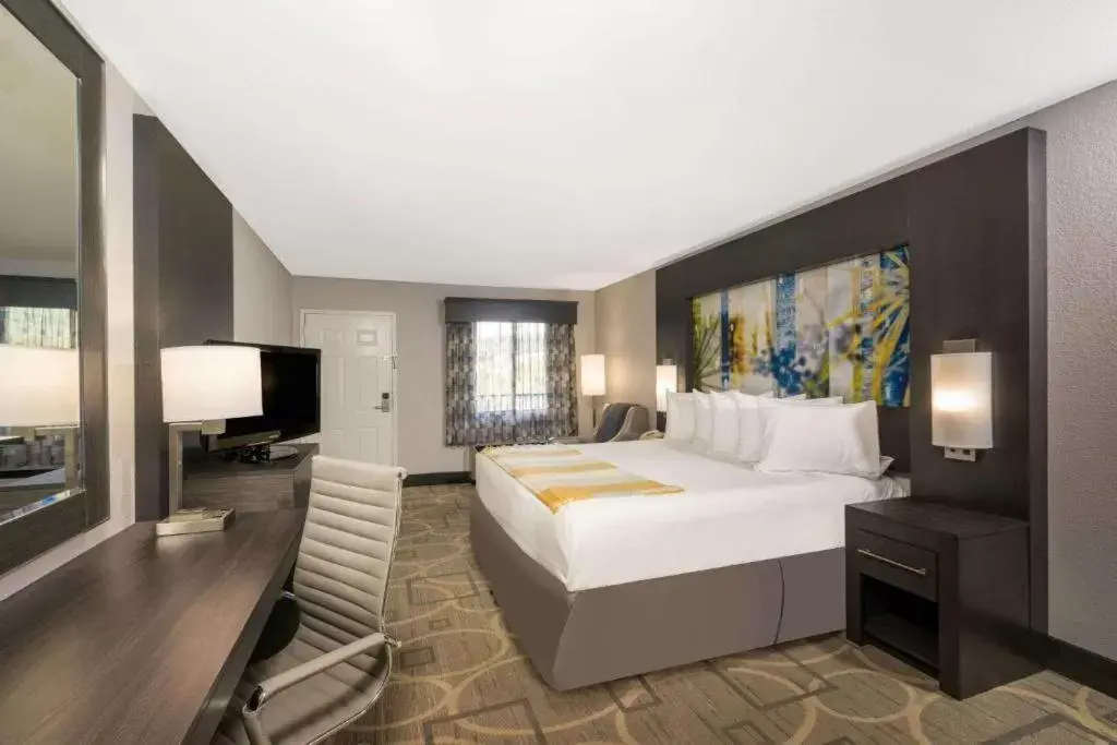 Days Inn by Wyndham Asheville Downtown North Days Inn by Wyndham Asheville Downtown North