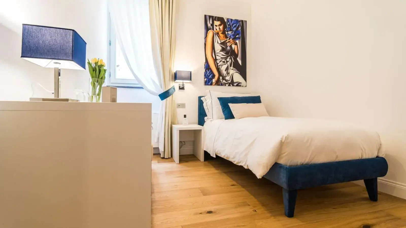 Standard Single Room in Cafe Bleu Relais Standard Single Room in Cafe Bleu Relais