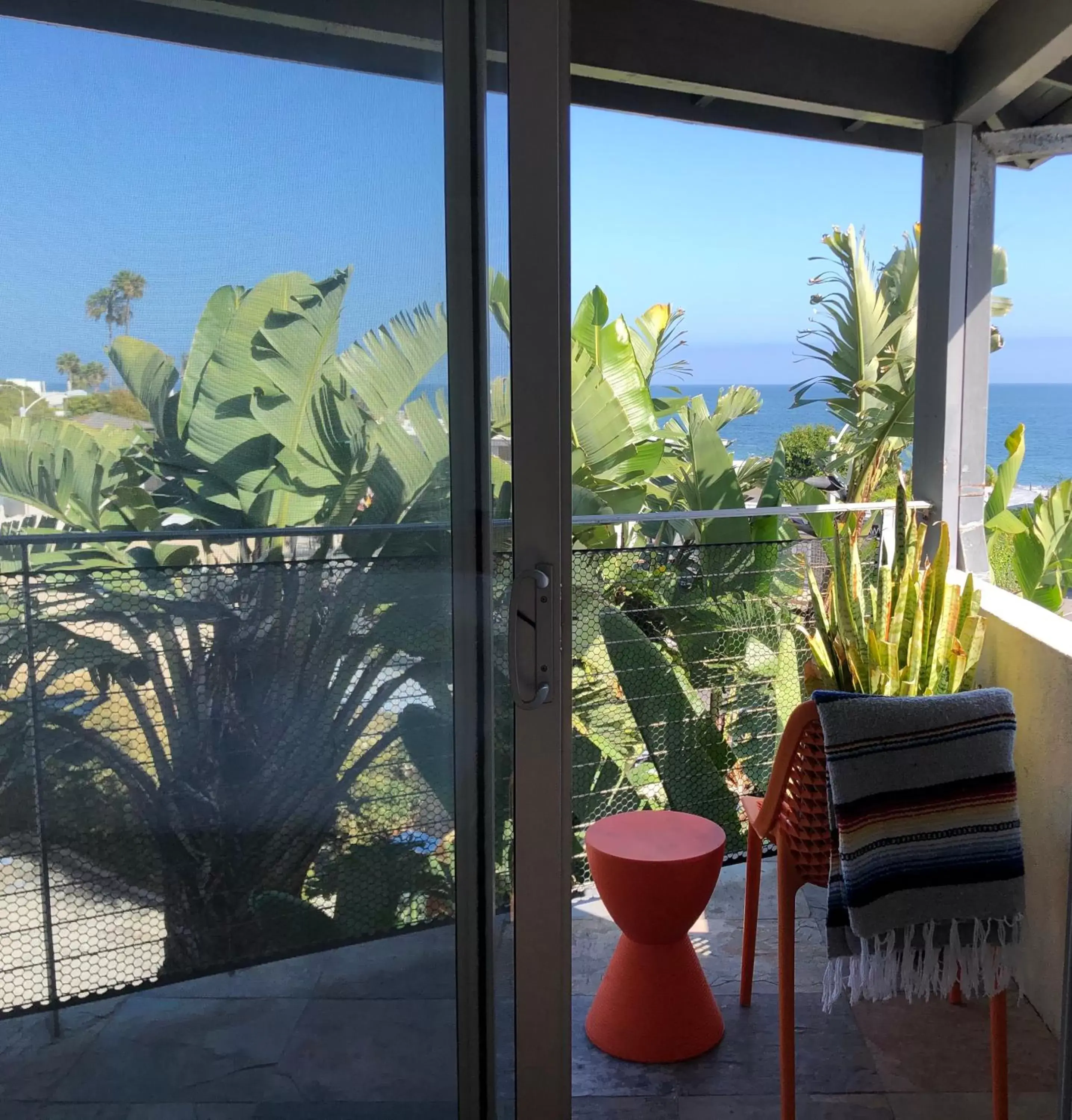 Deluxe Surfer's Spot in The M Malibu Deluxe Surfer's Spot in The M Malibu