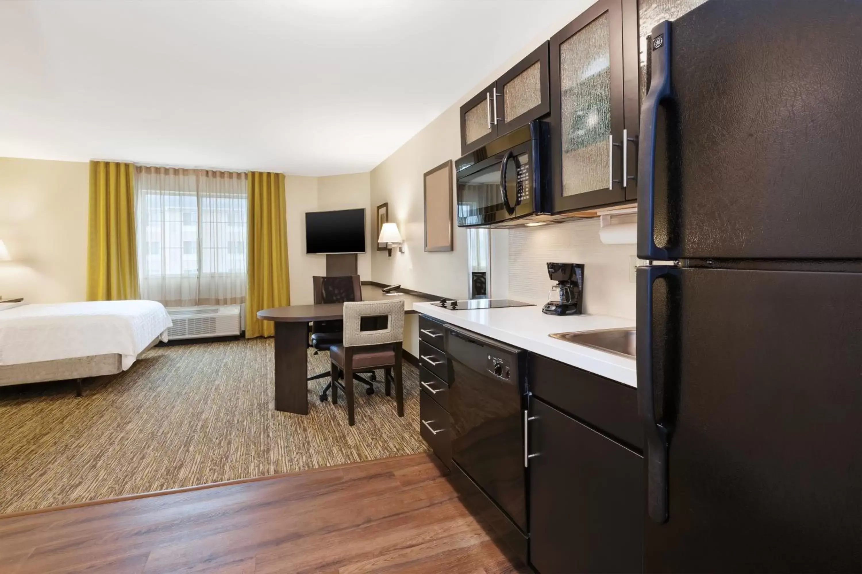 Studio Suite in Candlewood Suites Washington North by IHG Studio Suite in Candlewood Suites Washington North by IHG