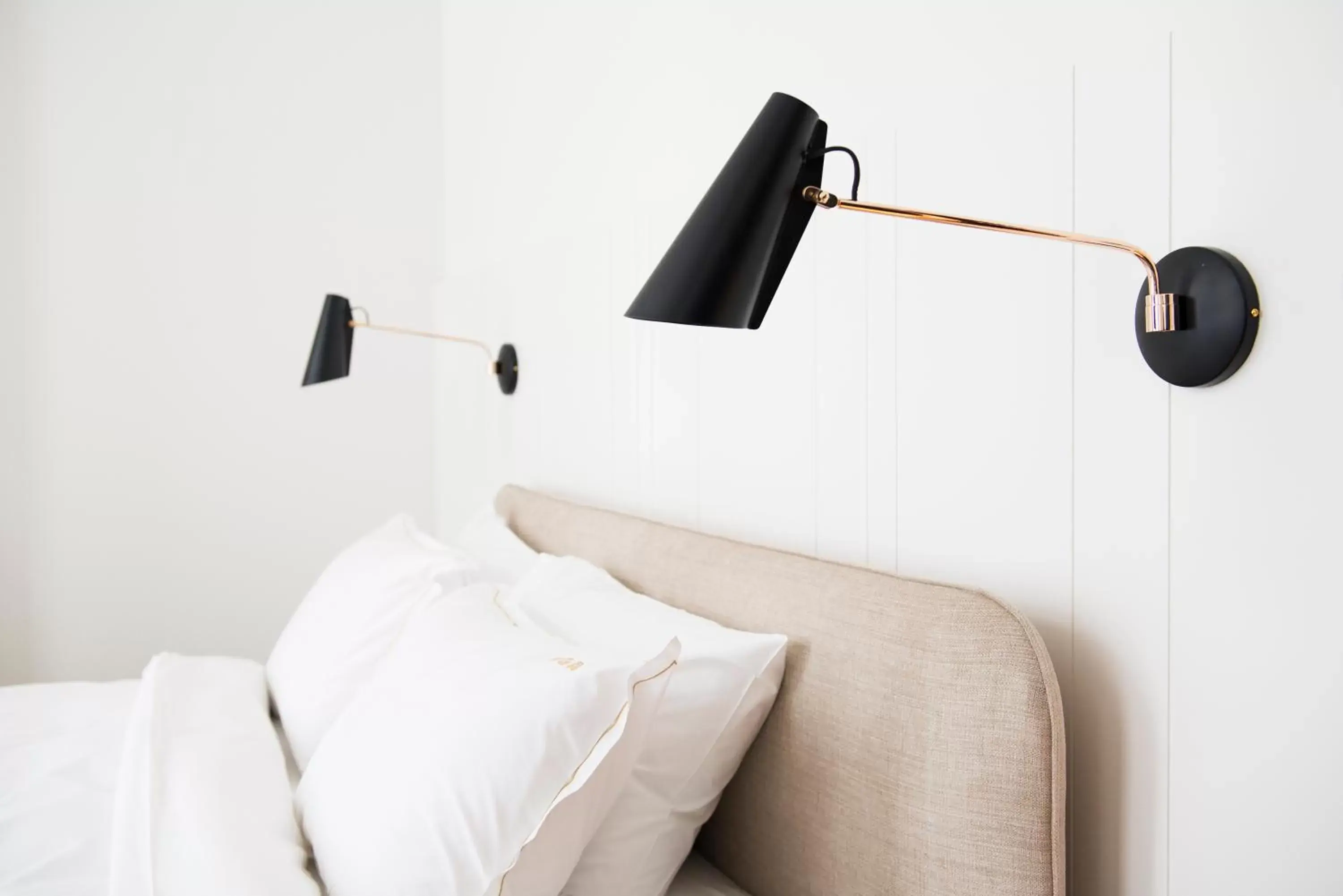 Deluxe Double Room with Bath in Hotel Riga Deluxe Double Room with Bath in Hotel Riga