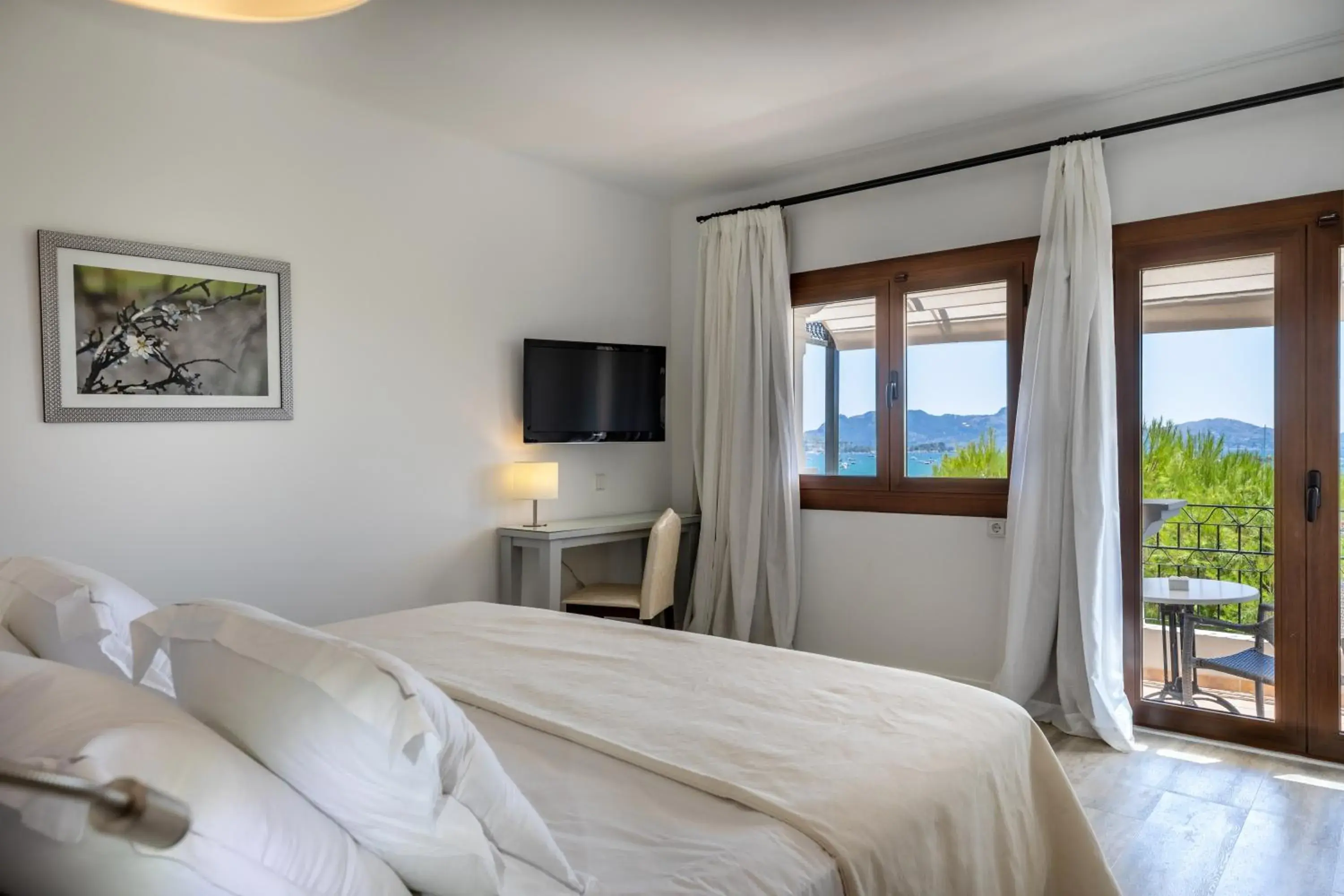 Double or Twin Room with Sea View in Hoposa Bahia Double or Twin Room with Sea View in Hoposa Bahia